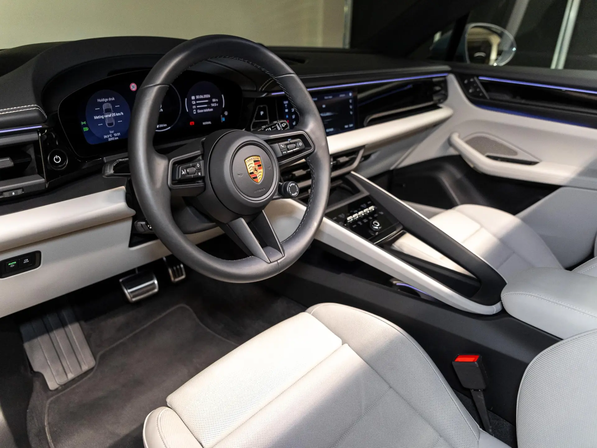 Macan 4 S 100 kWh