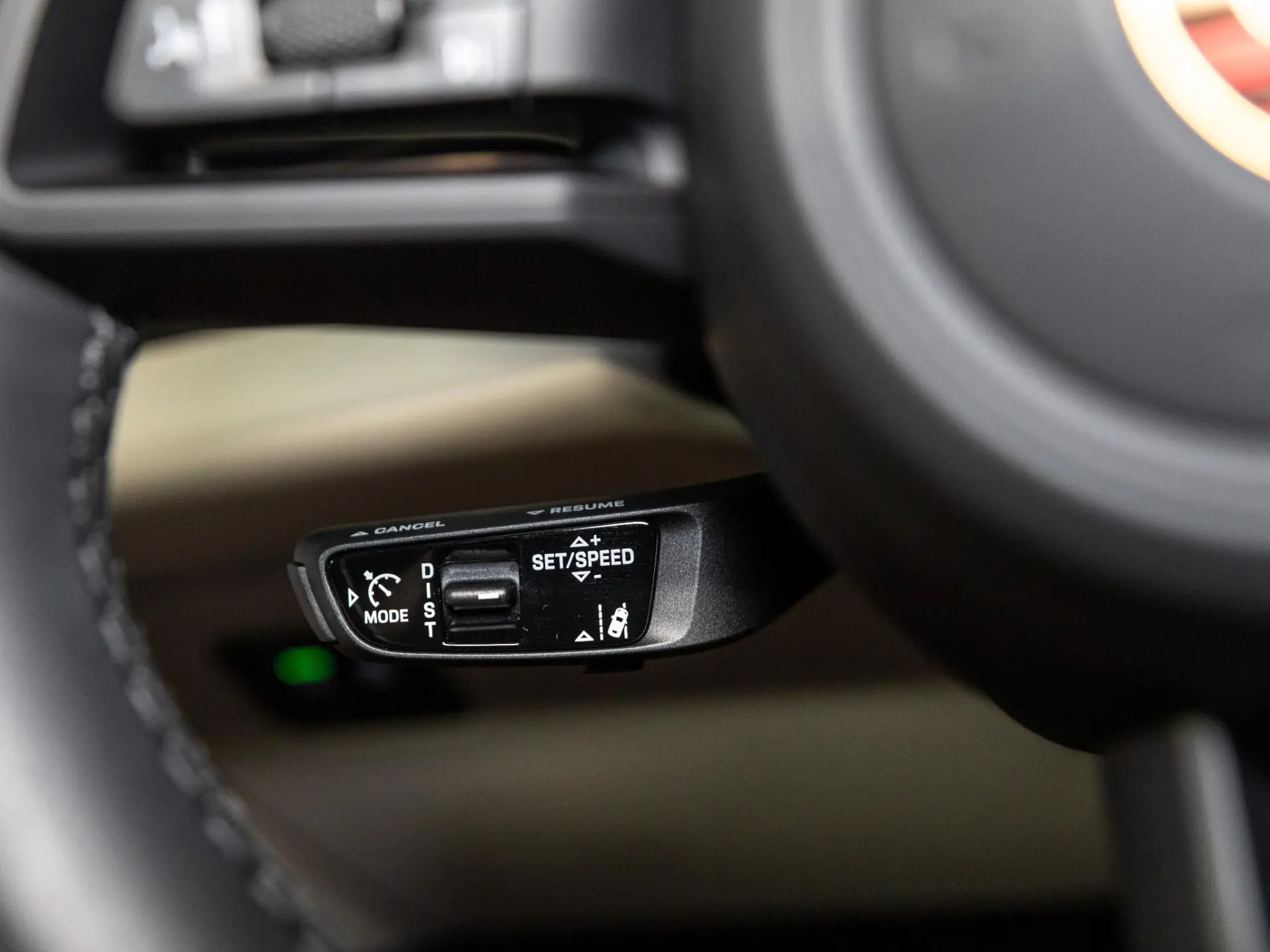 Macan 4 S 100 kWh