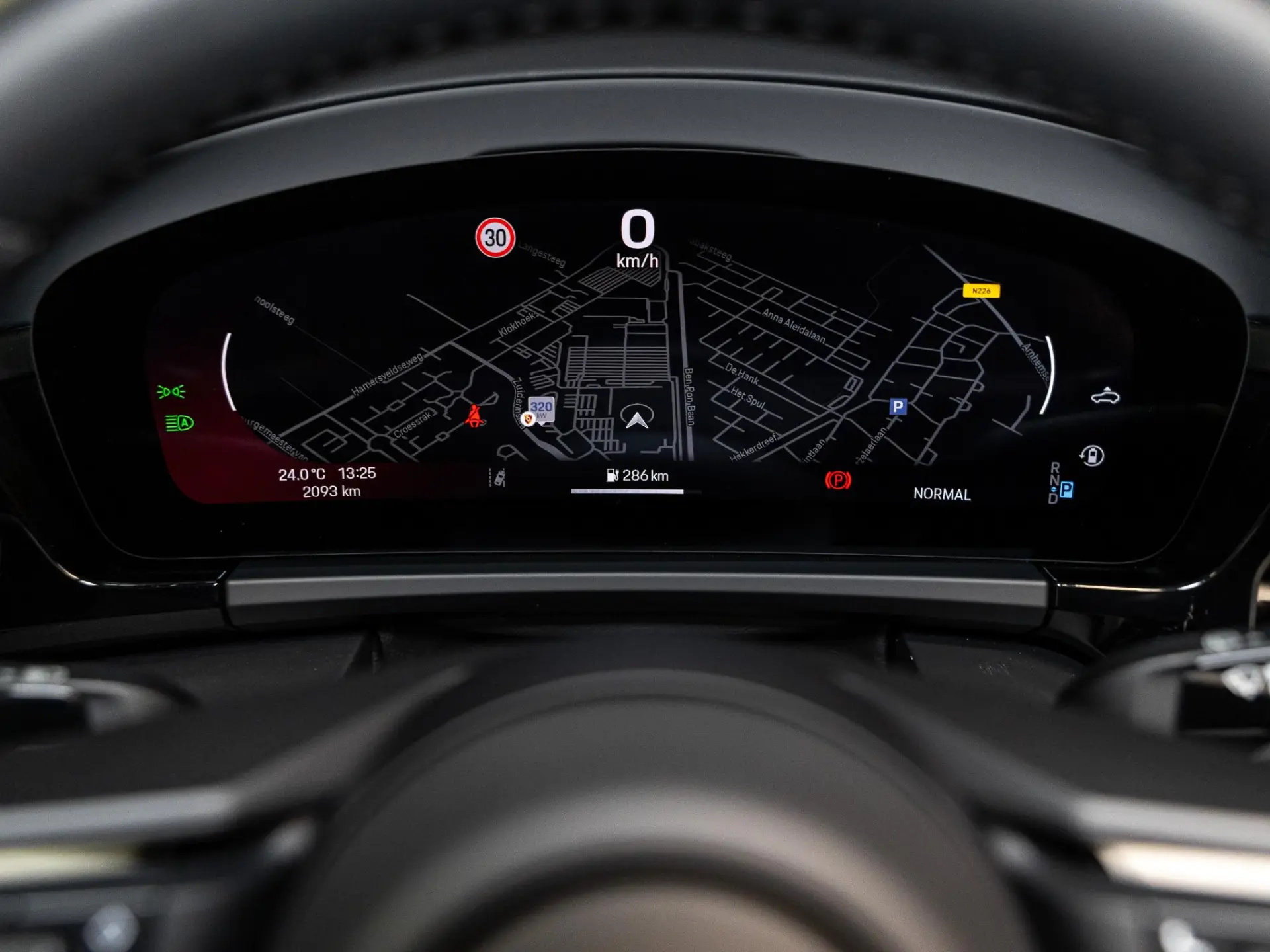 Macan 4 S 100 kWh