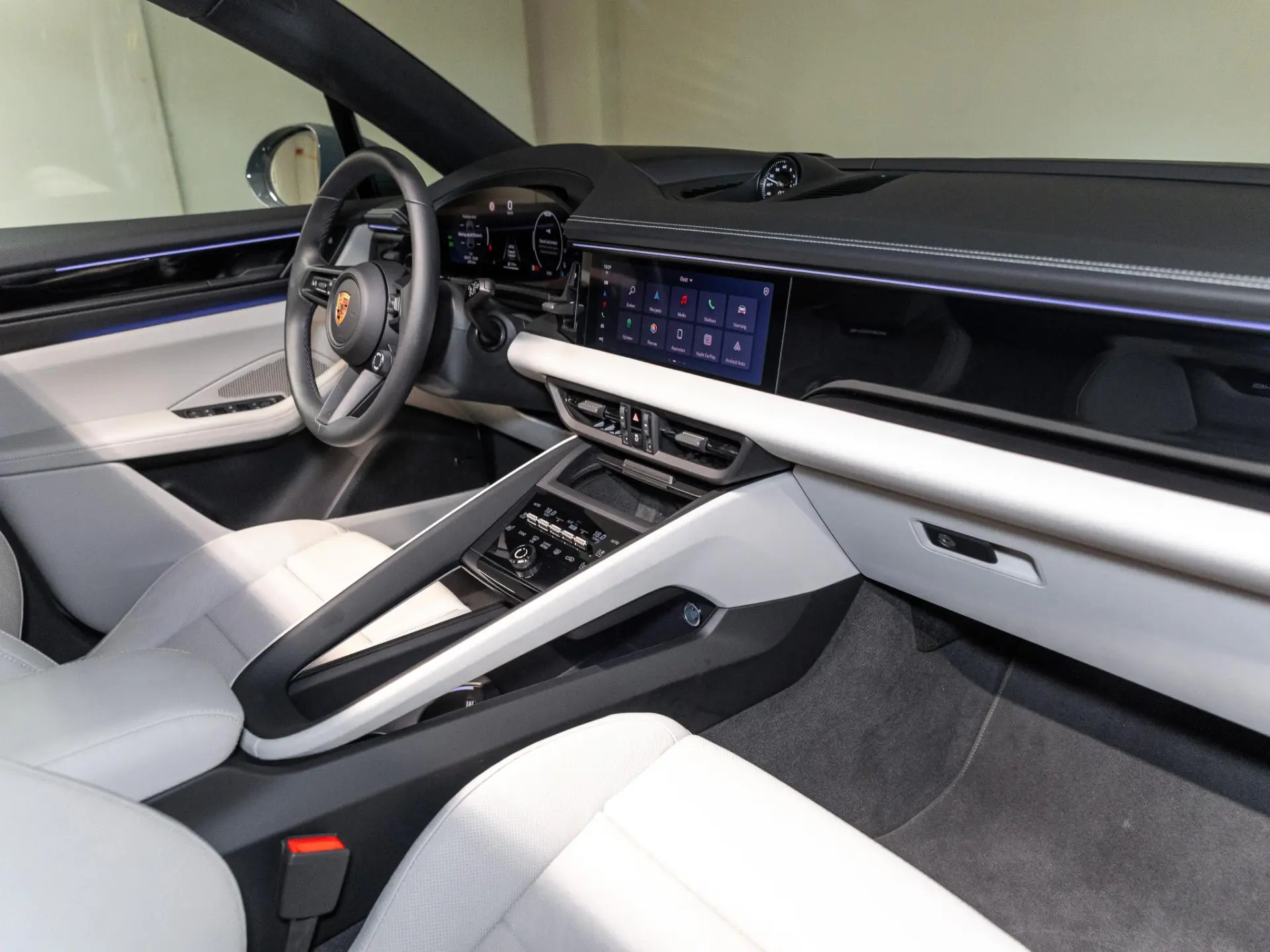 Macan 4 S 100 kWh
