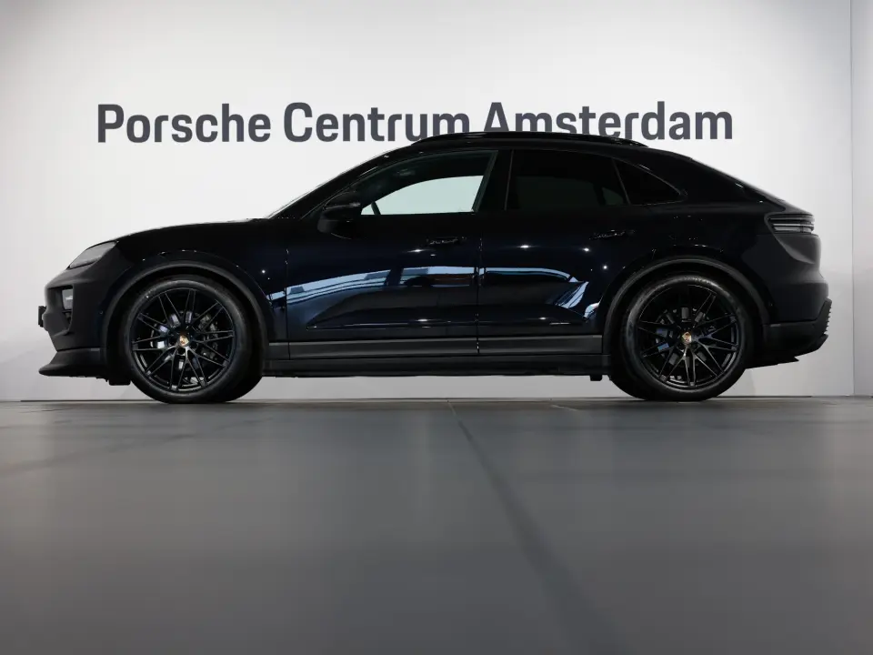 Porsche Macan 4