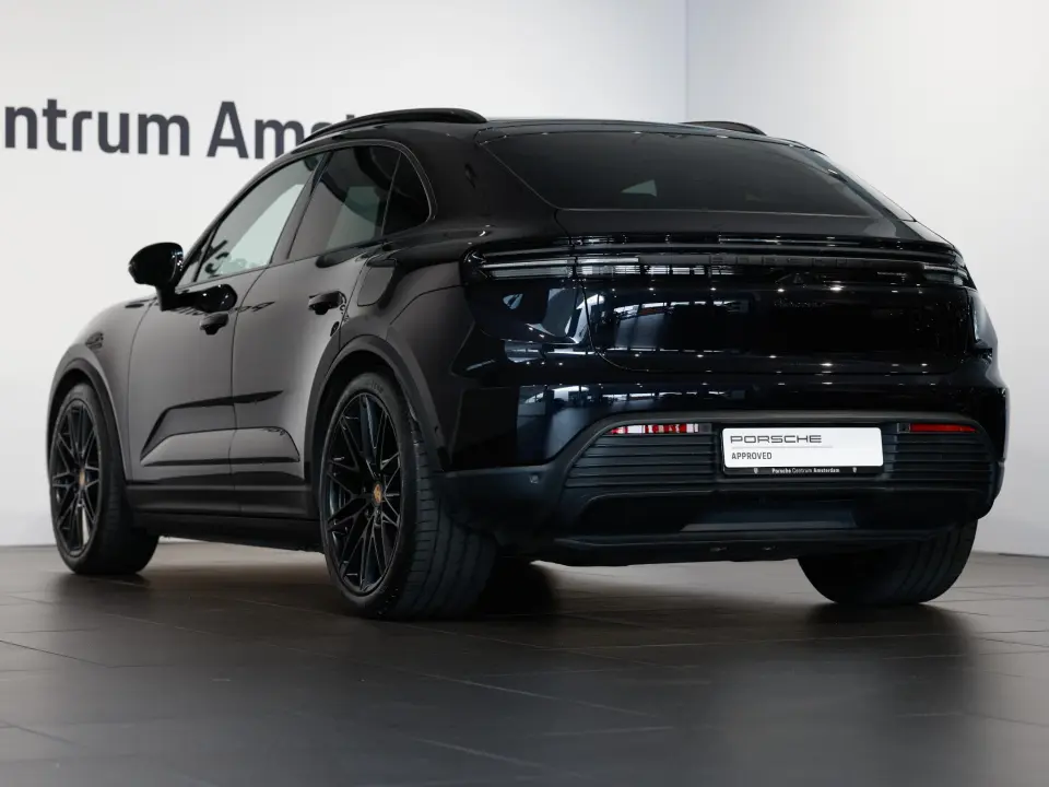 Porsche Macan 4