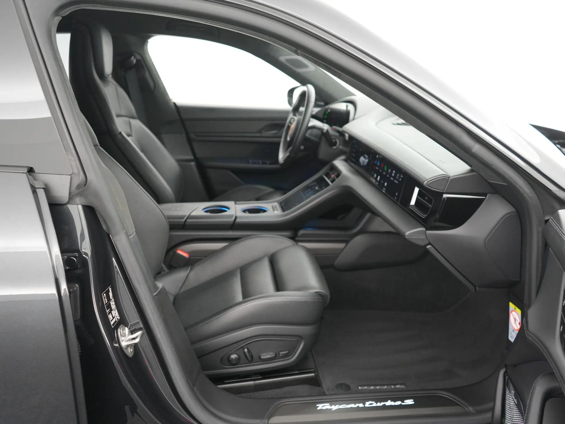 Taycan Cross Turismo Turbo S 93 kWh
