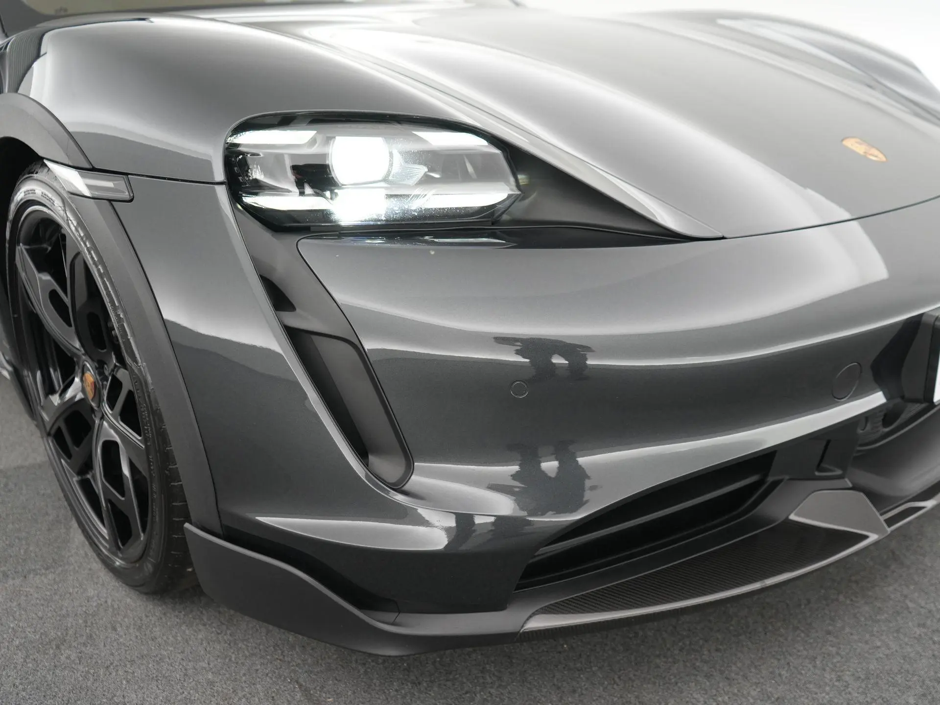 Taycan Cross Turismo Turbo S 93 kWh