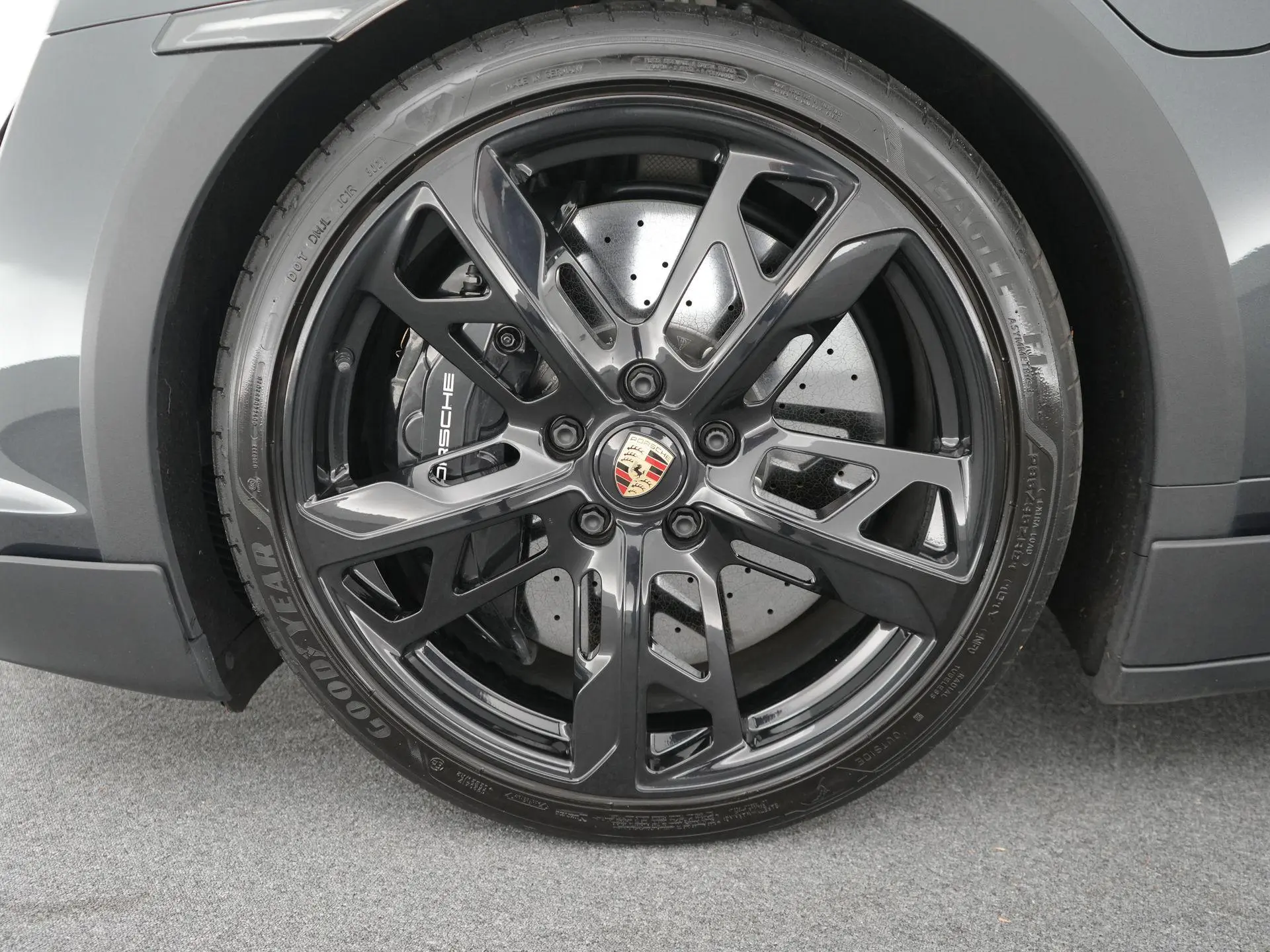 Taycan Cross Turismo Turbo S 93 kWh