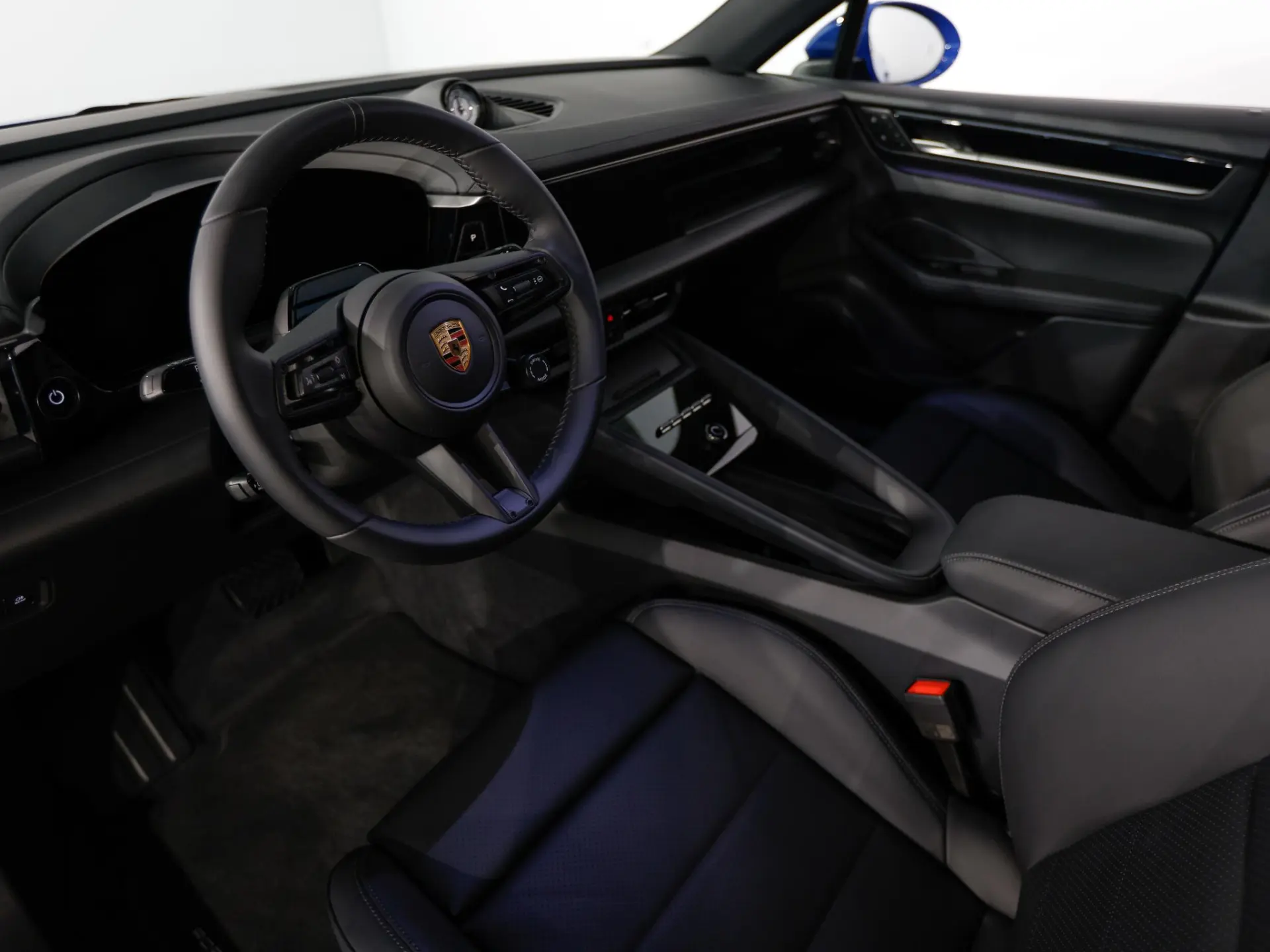 Macan 4