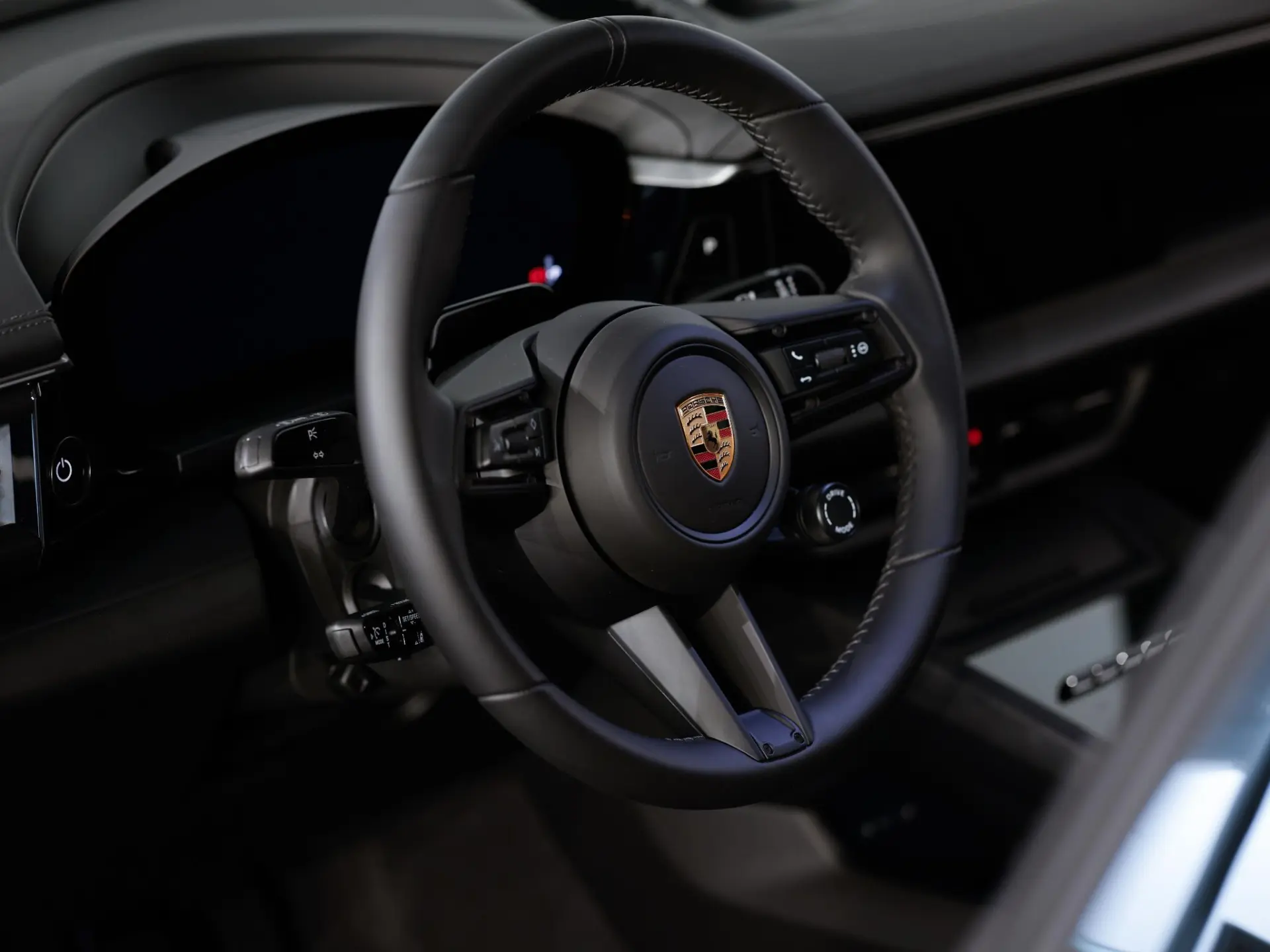 Macan 4
