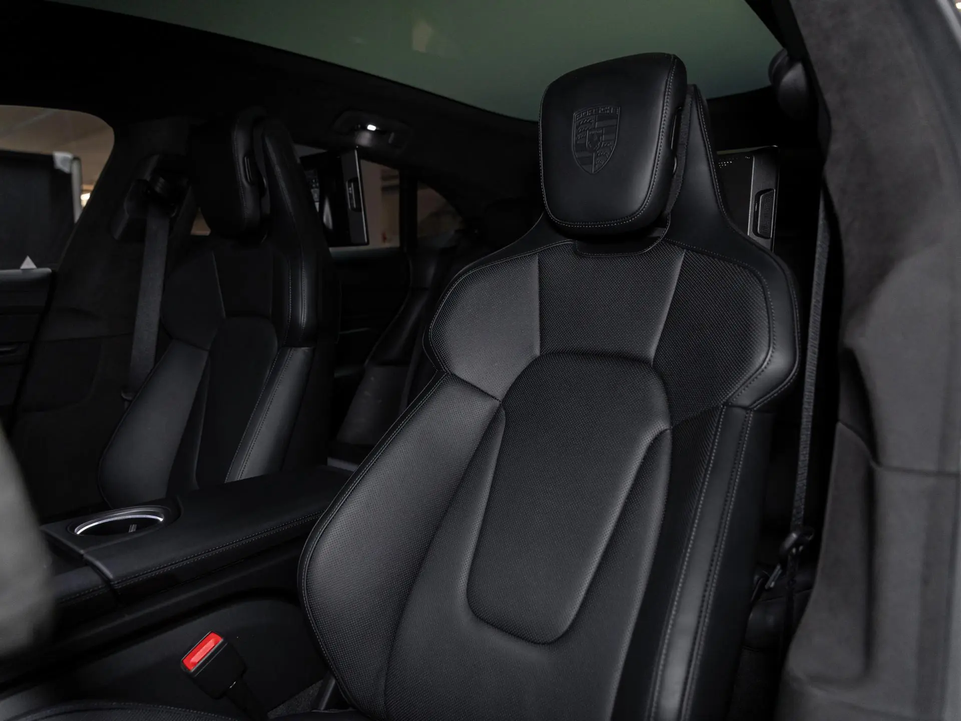 Taycan 4 Cross Turismo MJ2023