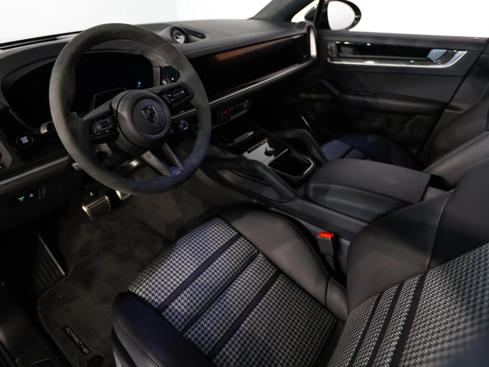 Cayenne Coupé Turbo E-Hybrid