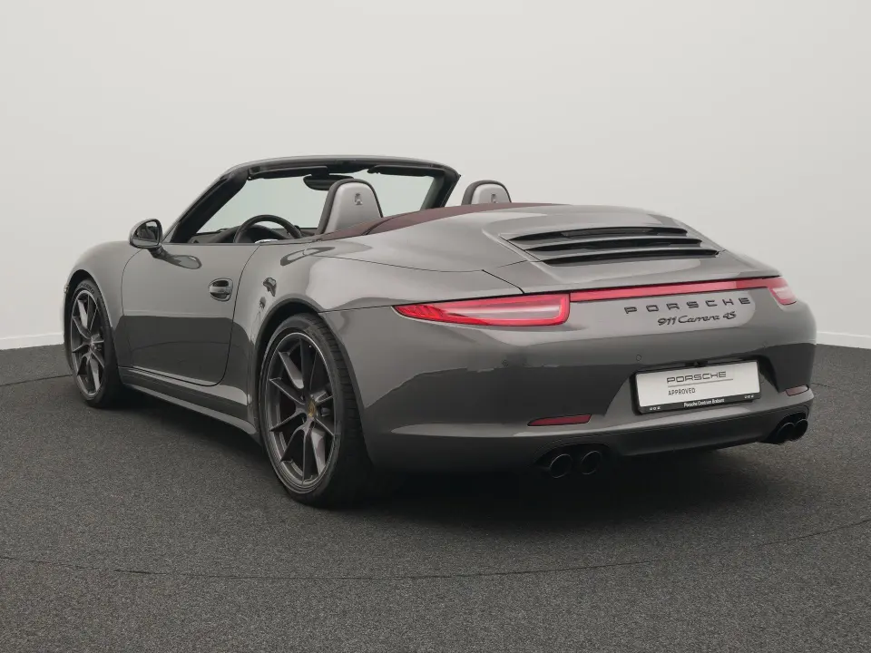 Porsche 911 Carrera 4S Cabriolet
