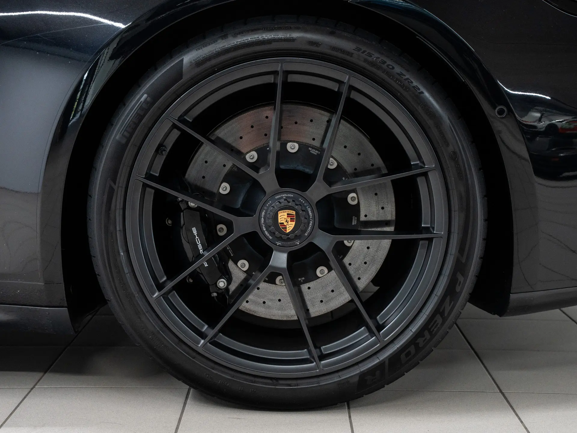 911 Carrera 4 GTS