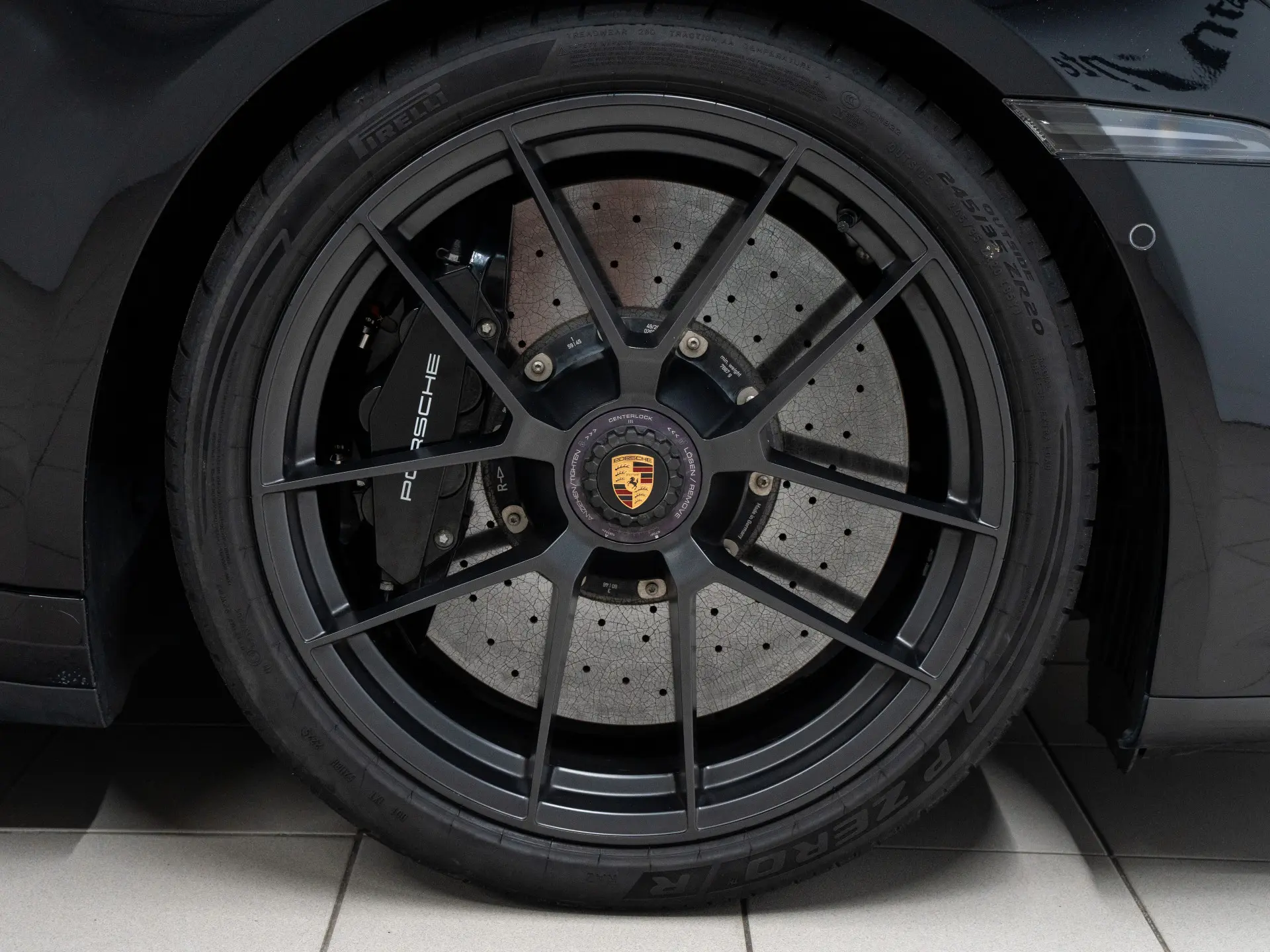 911 Carrera 4 GTS