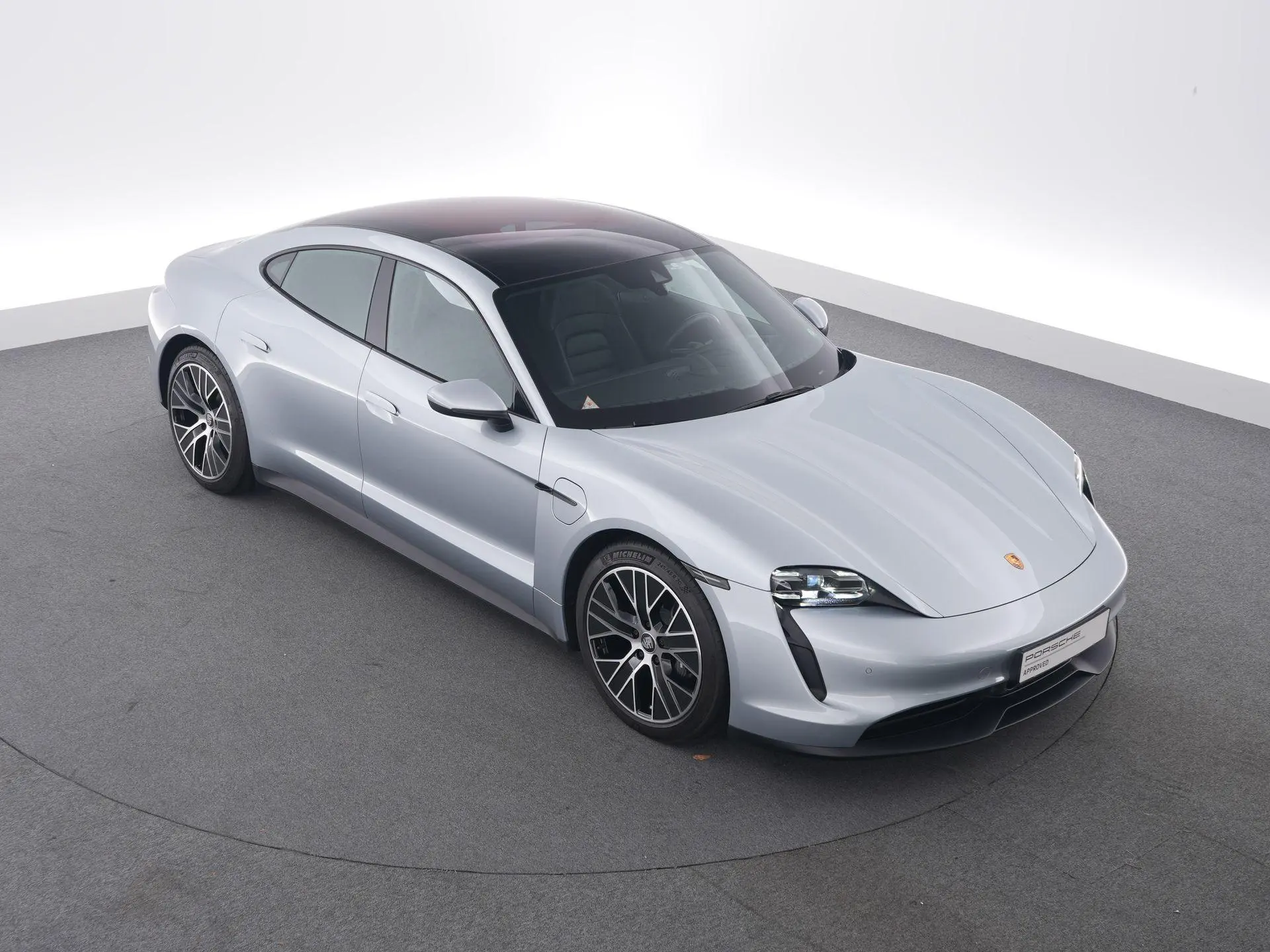 Taycan Performance 84 kWh