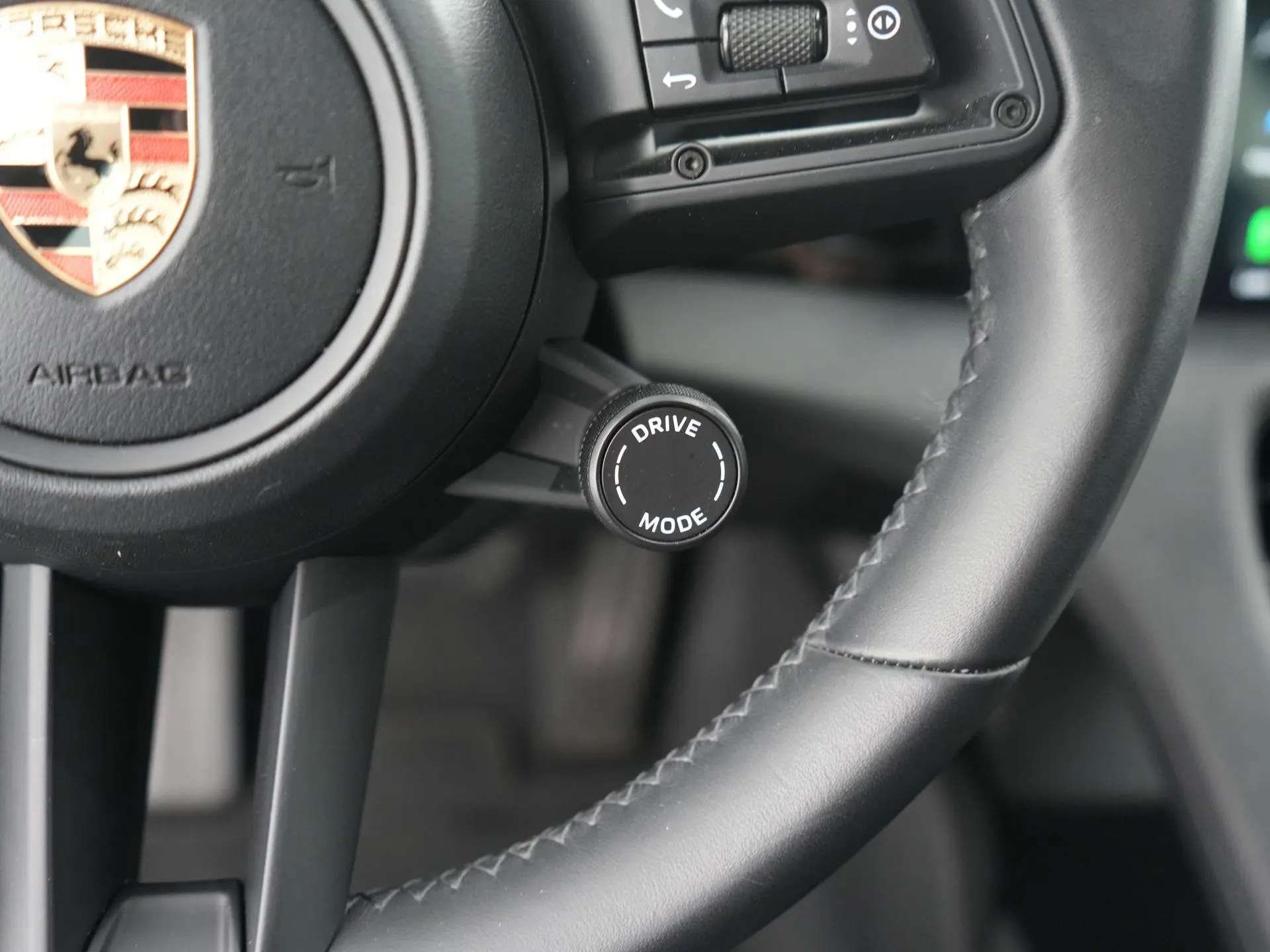 Taycan Performance 84 kWh
