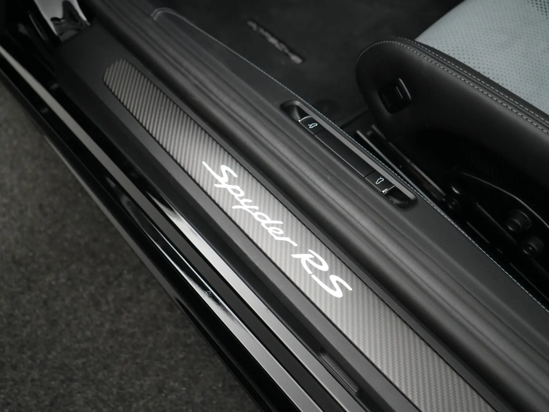718 Spyder RS