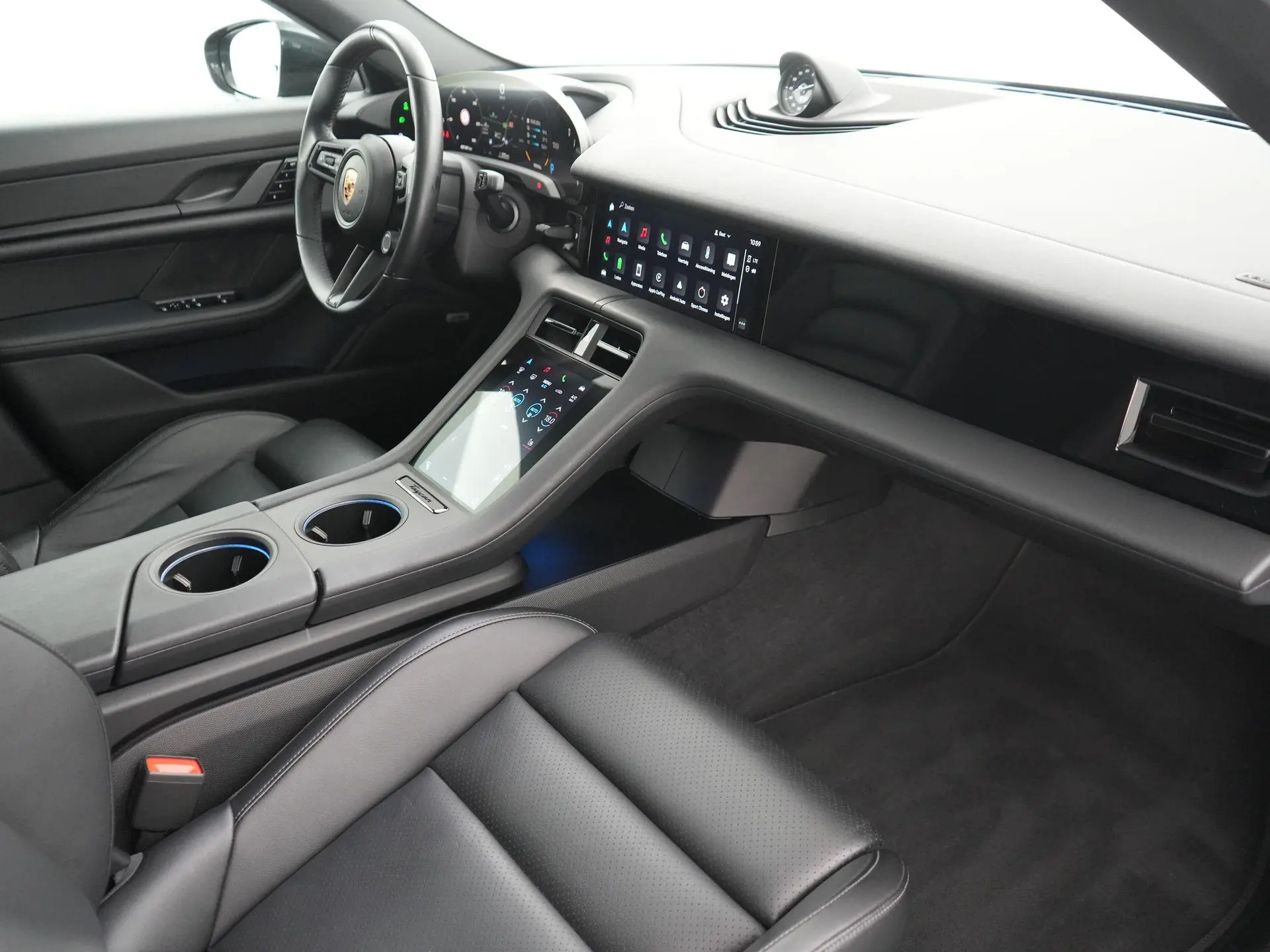 Taycan Performance 84 kWh