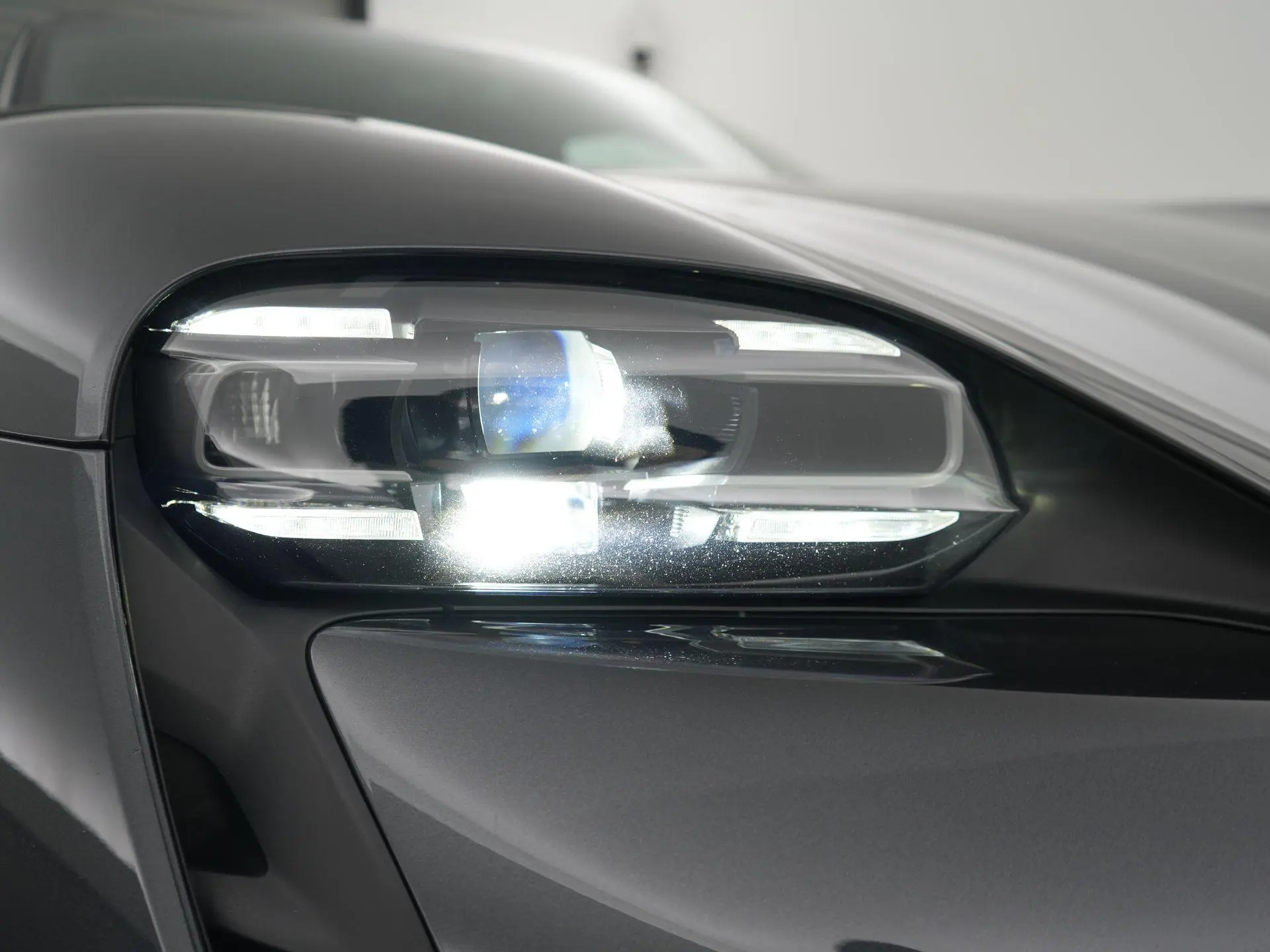 Taycan Performance 84 kWh