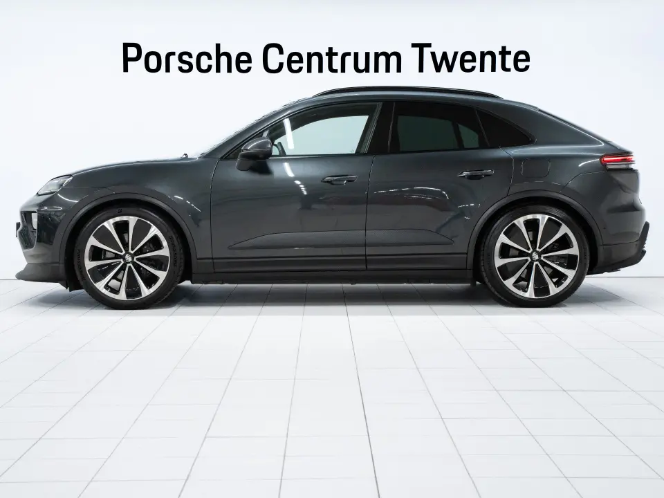 Macan 4