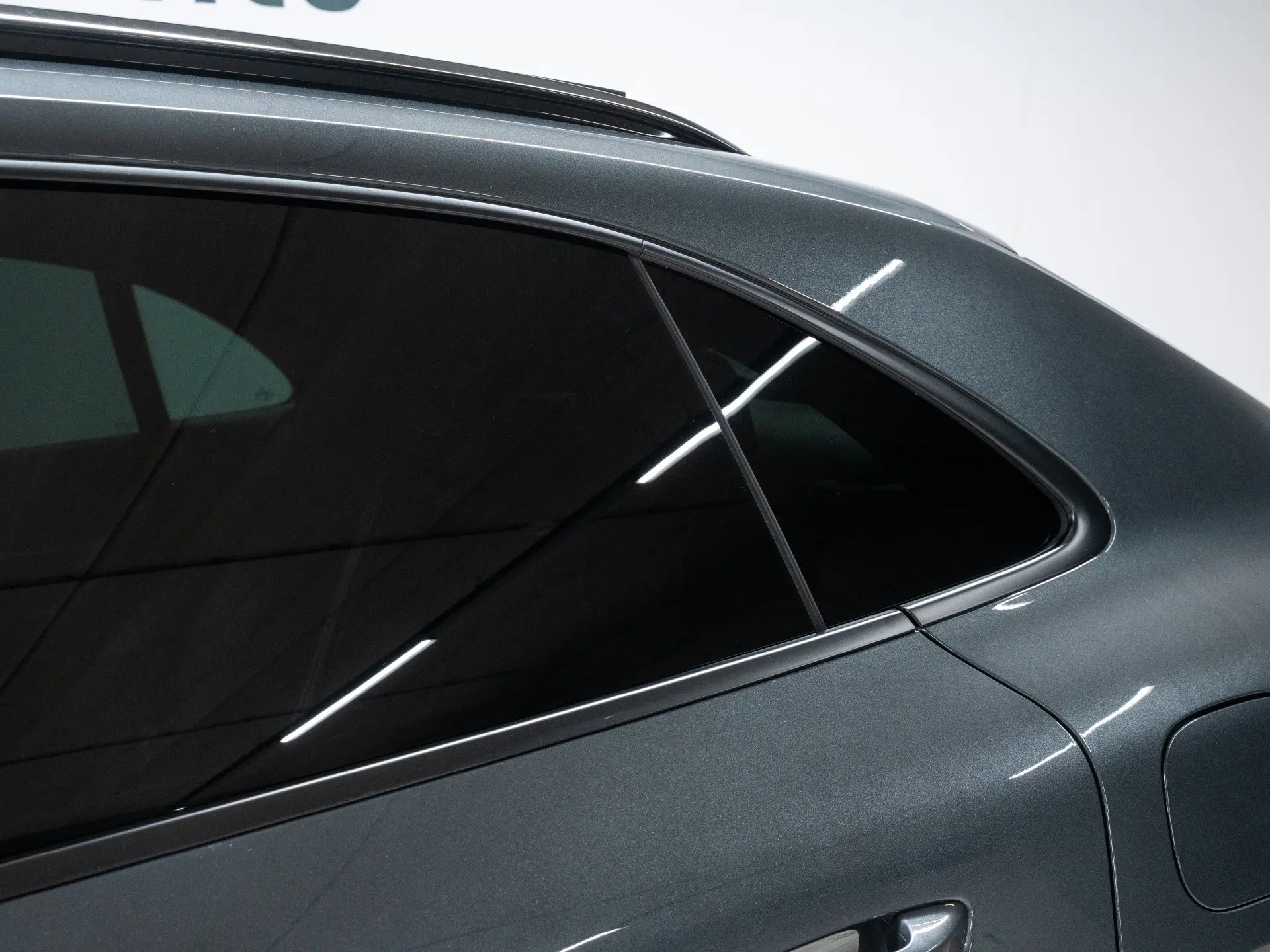 Macan 4