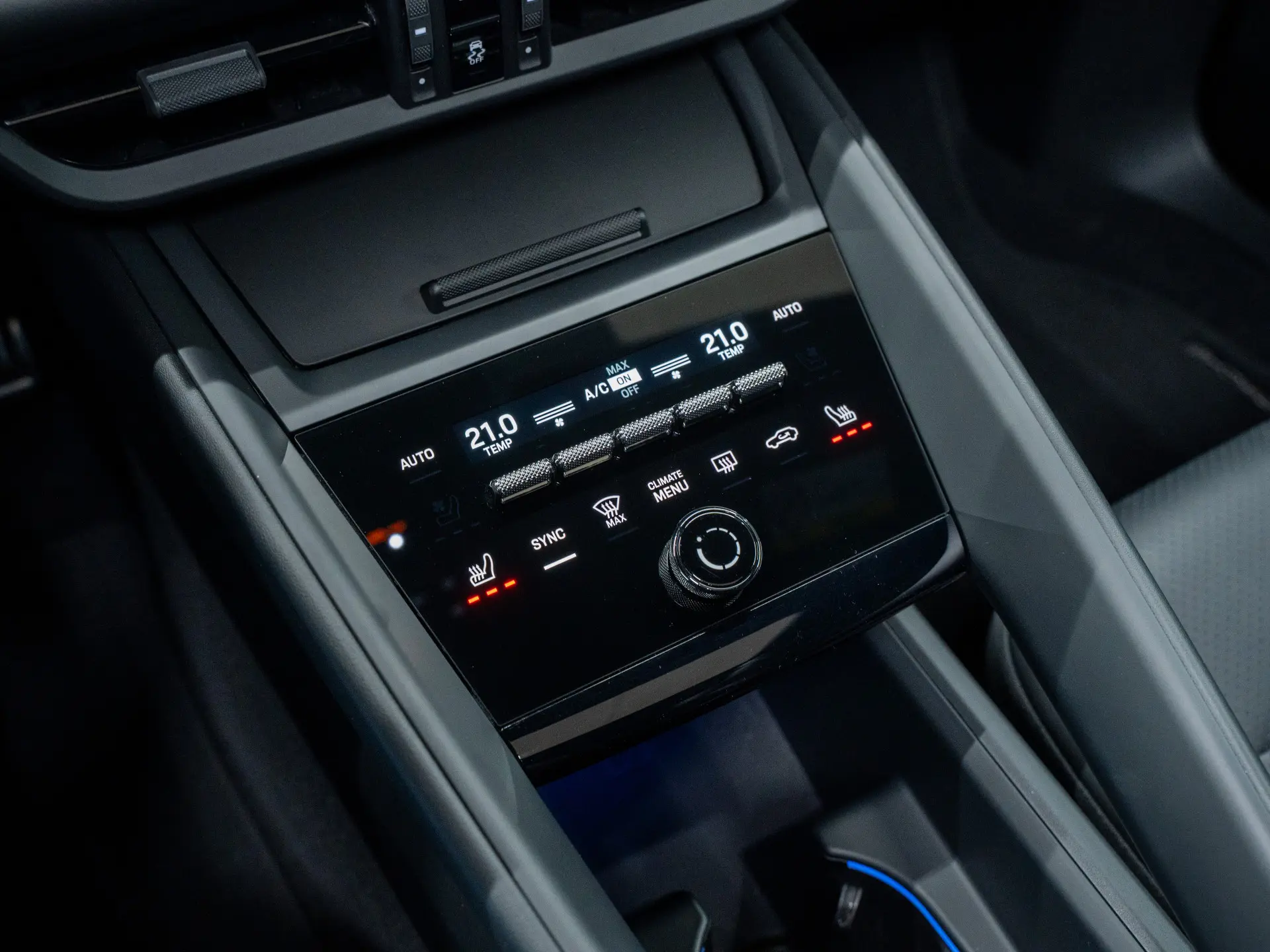 Macan 4
