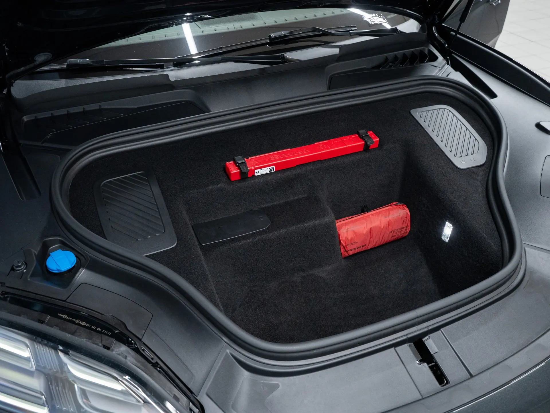 Macan 4