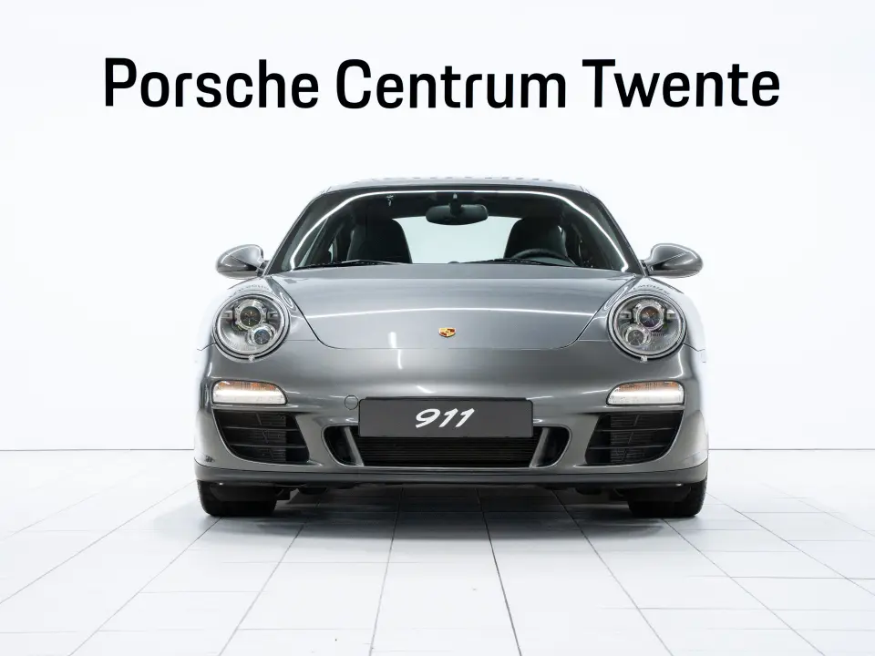 Porsche 911 Carrera GTS 4