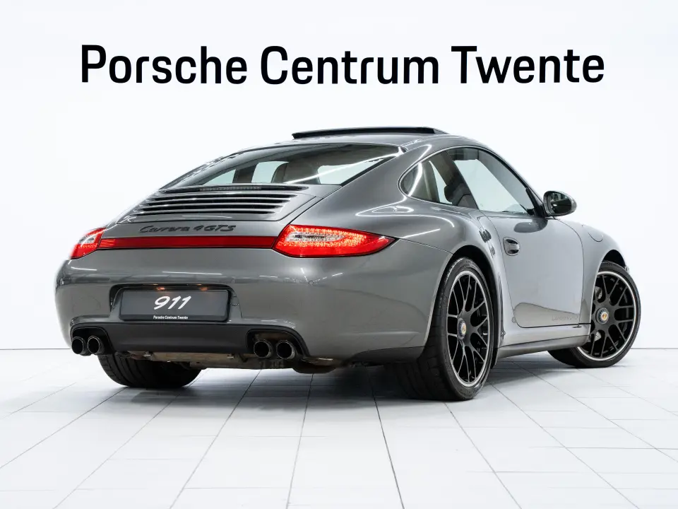 Porsche 911 Carrera GTS 4