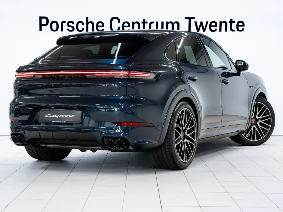 Porsche Cayenne E-Hybrid Black Edition Coupé