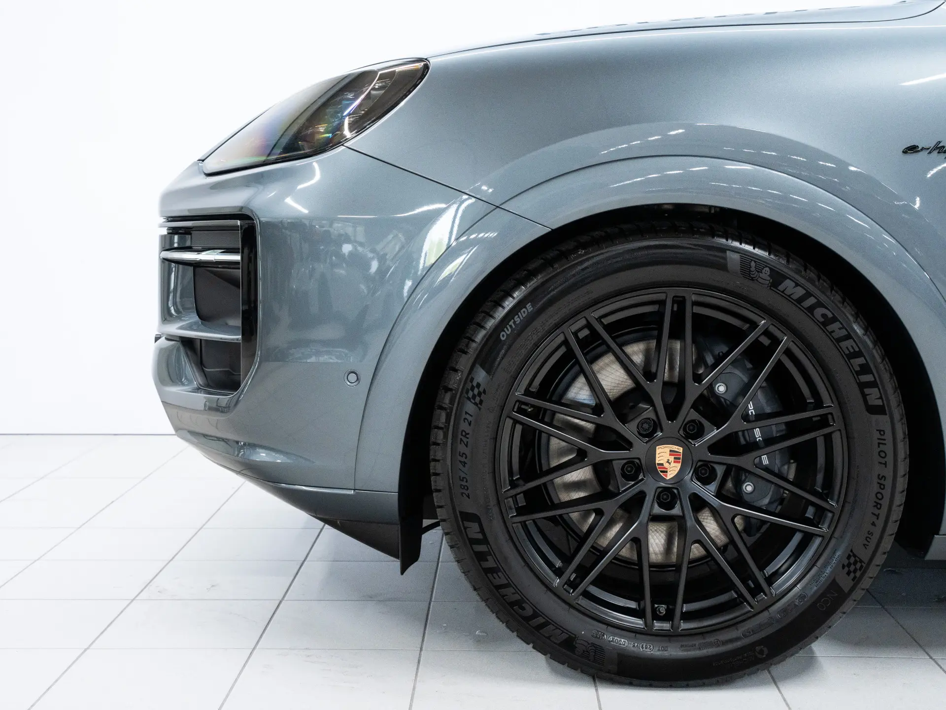 Cayenne E-Hybrid Black Edition