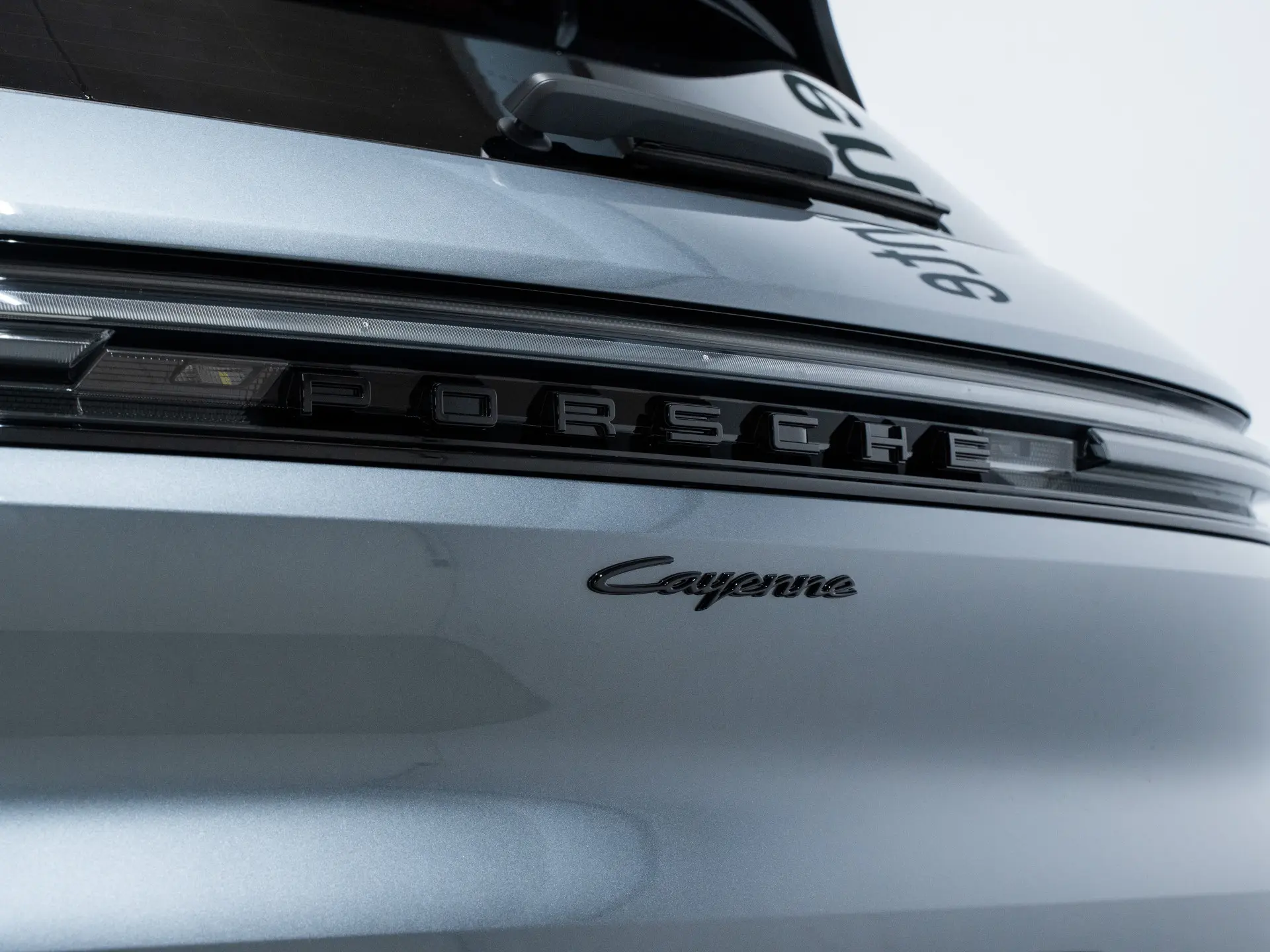 Cayenne E-Hybrid Black Edition