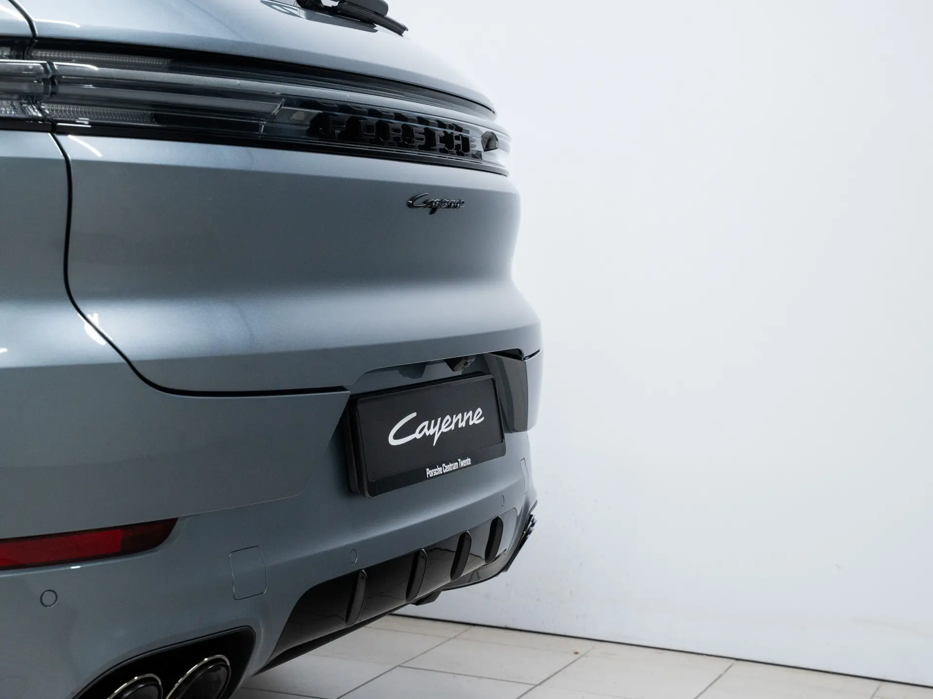 Cayenne E-Hybrid Black Edition