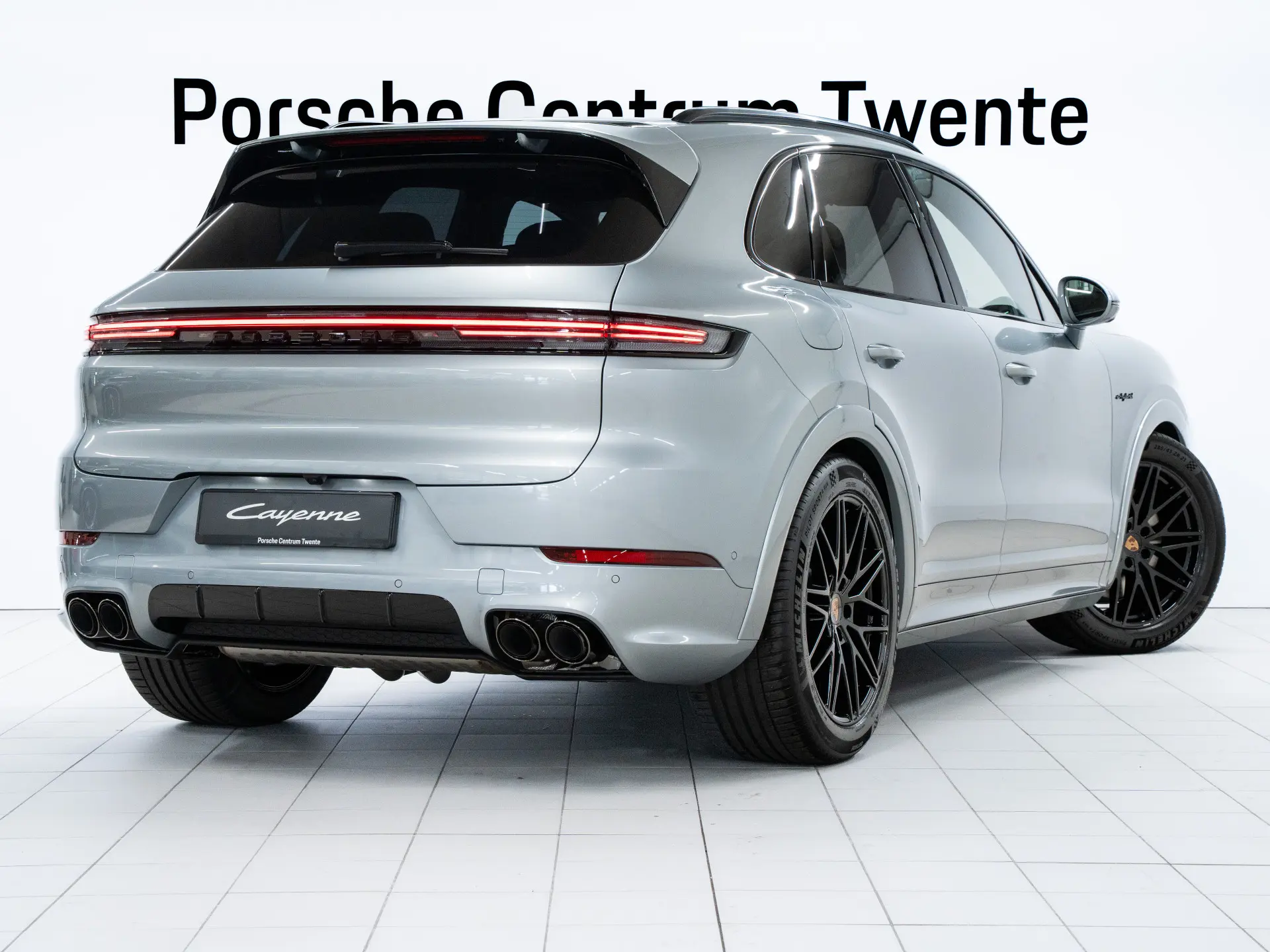 Cayenne E-Hybrid Black Edition