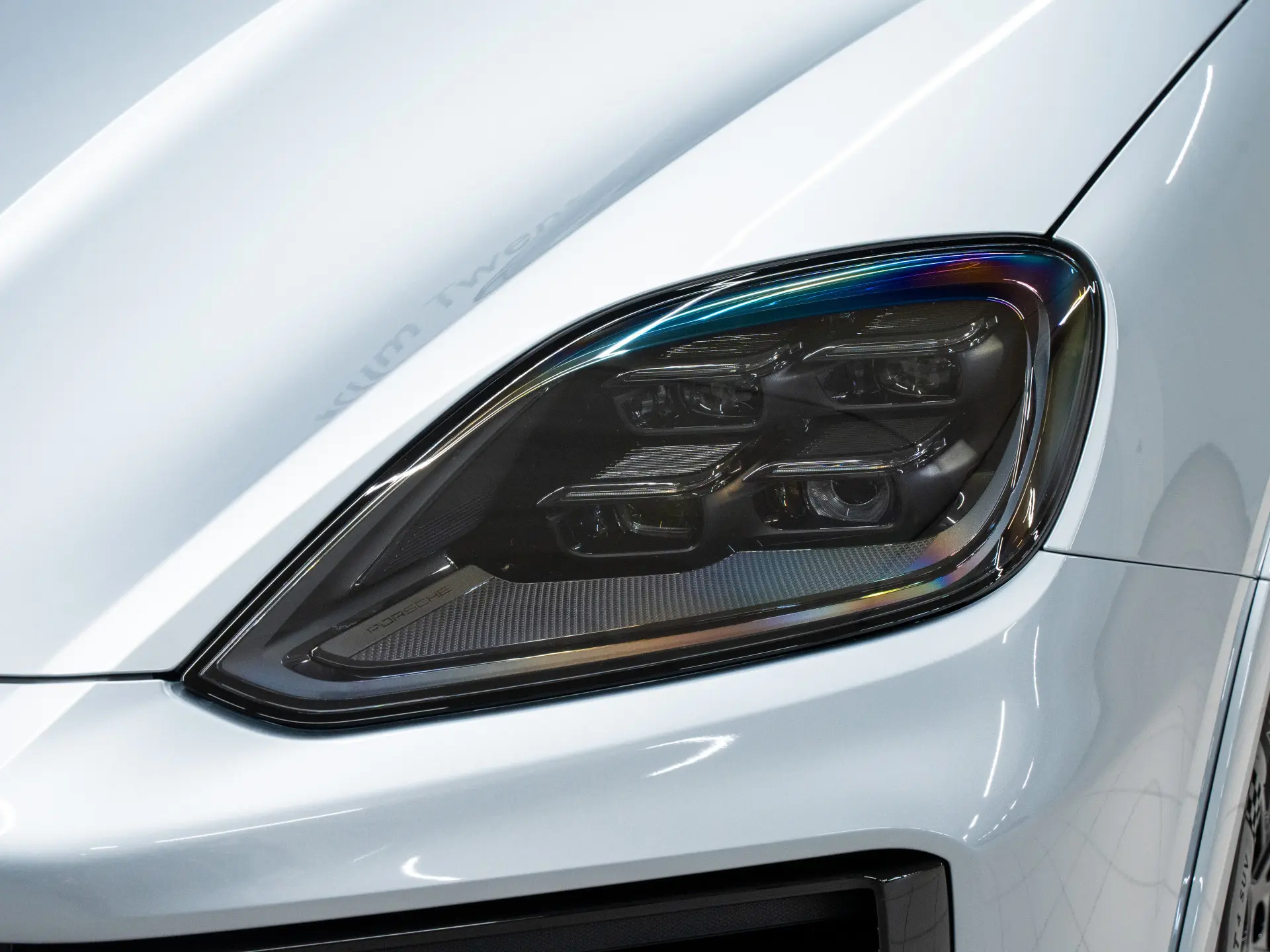 Cayenne E-Hybrid Black Edition
