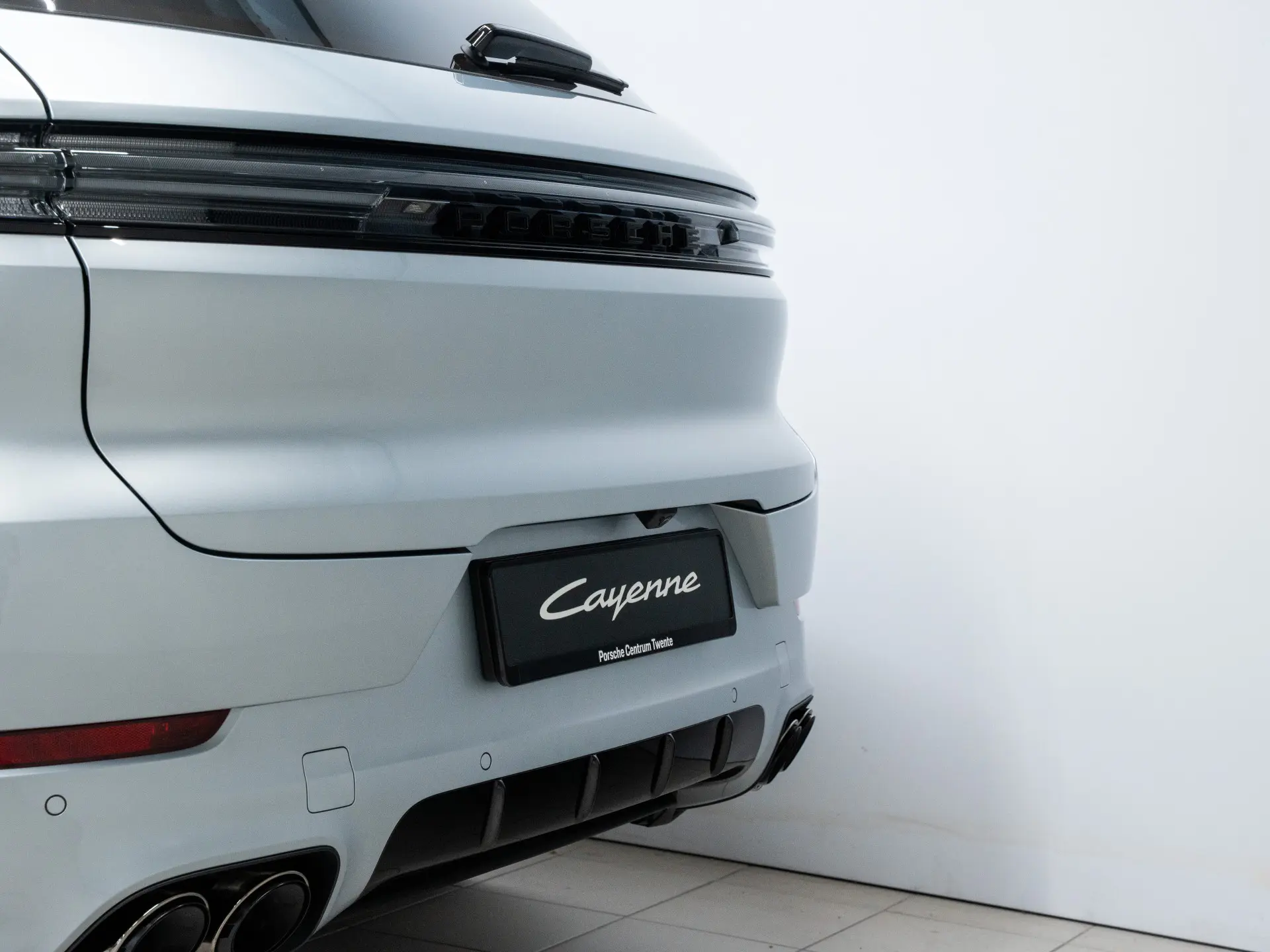 Cayenne E-Hybrid Black Edition