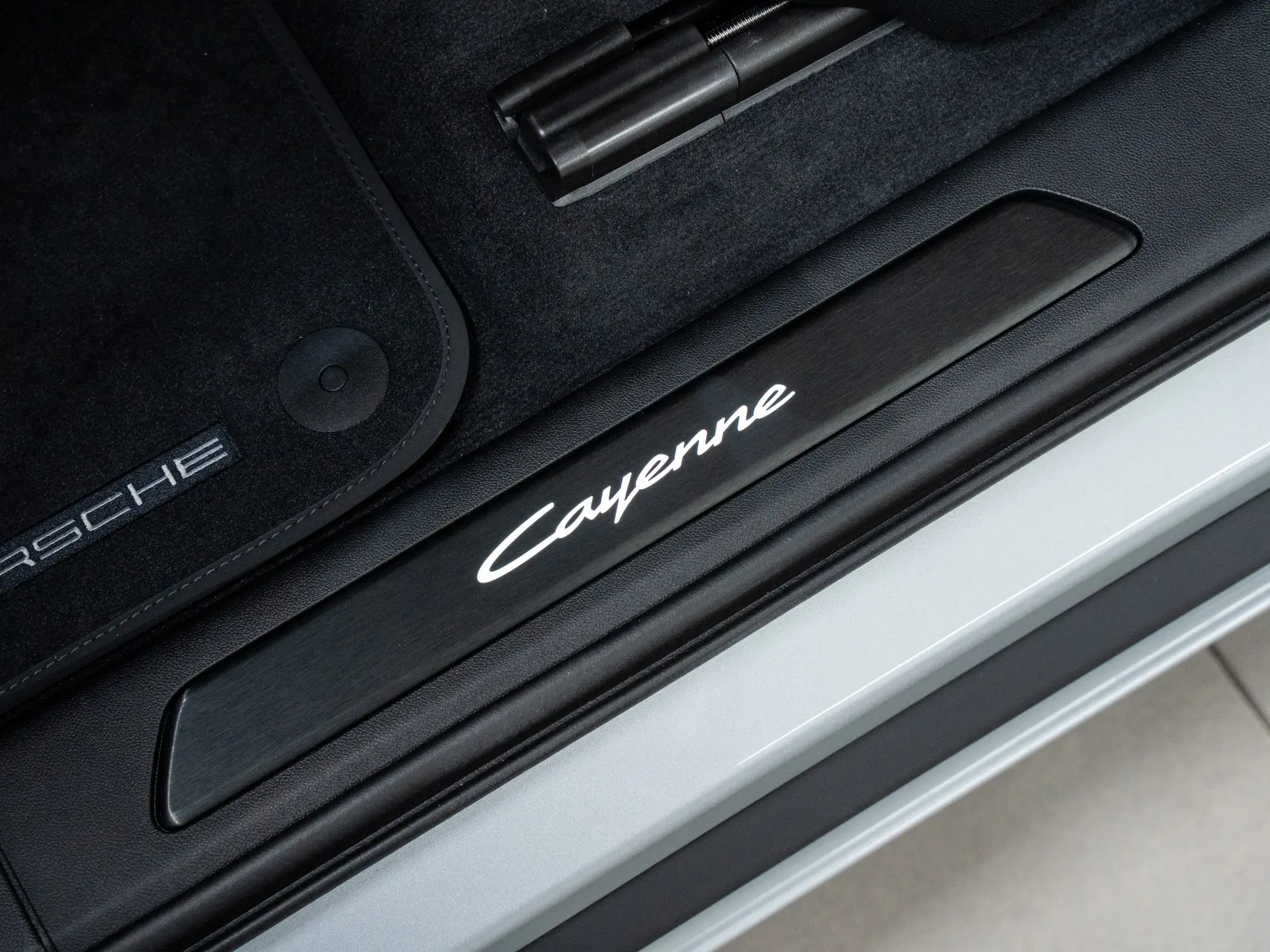 Cayenne E-Hybrid Black Edition