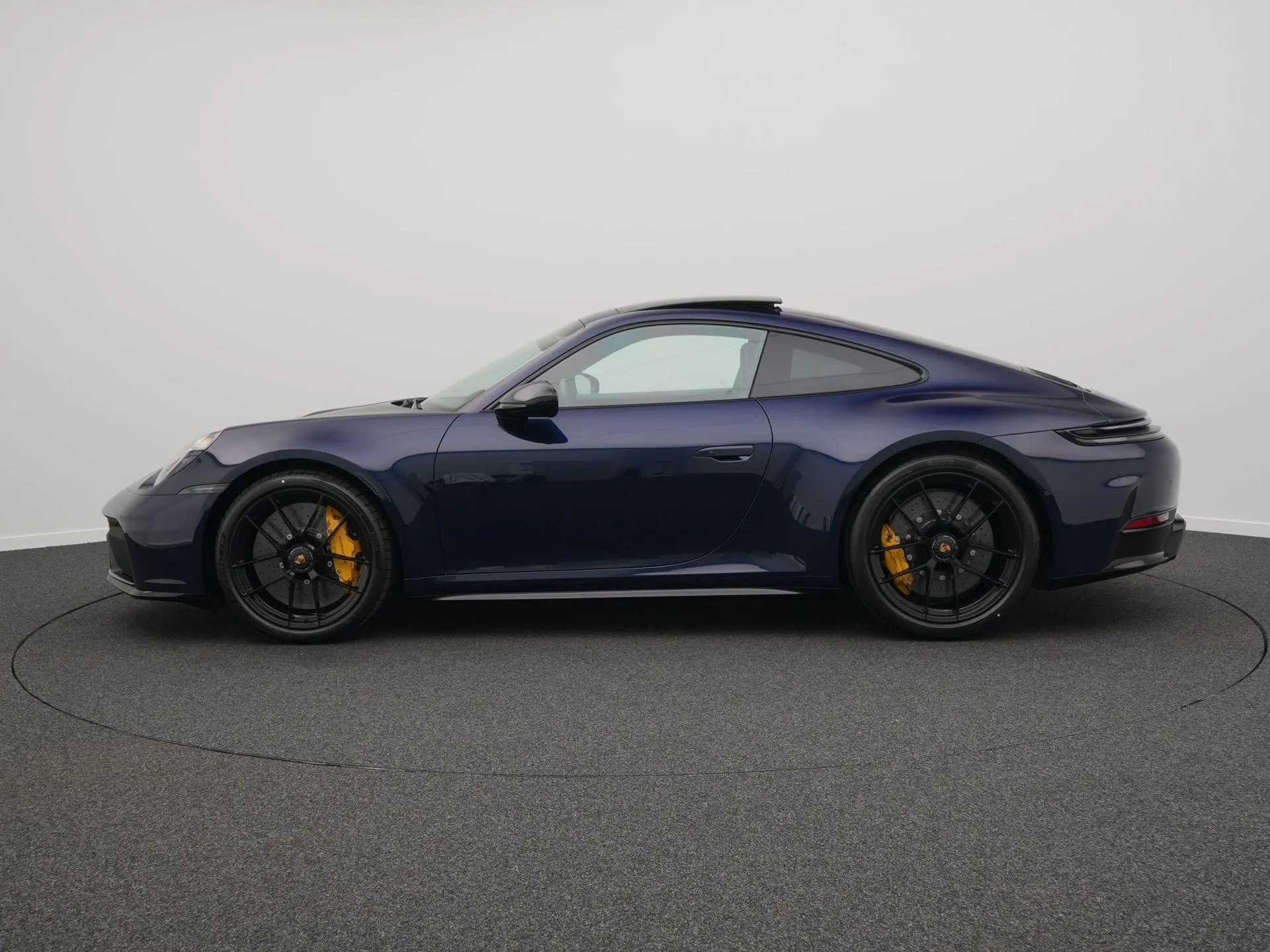 911 Carrera GTS - Paint to Sample