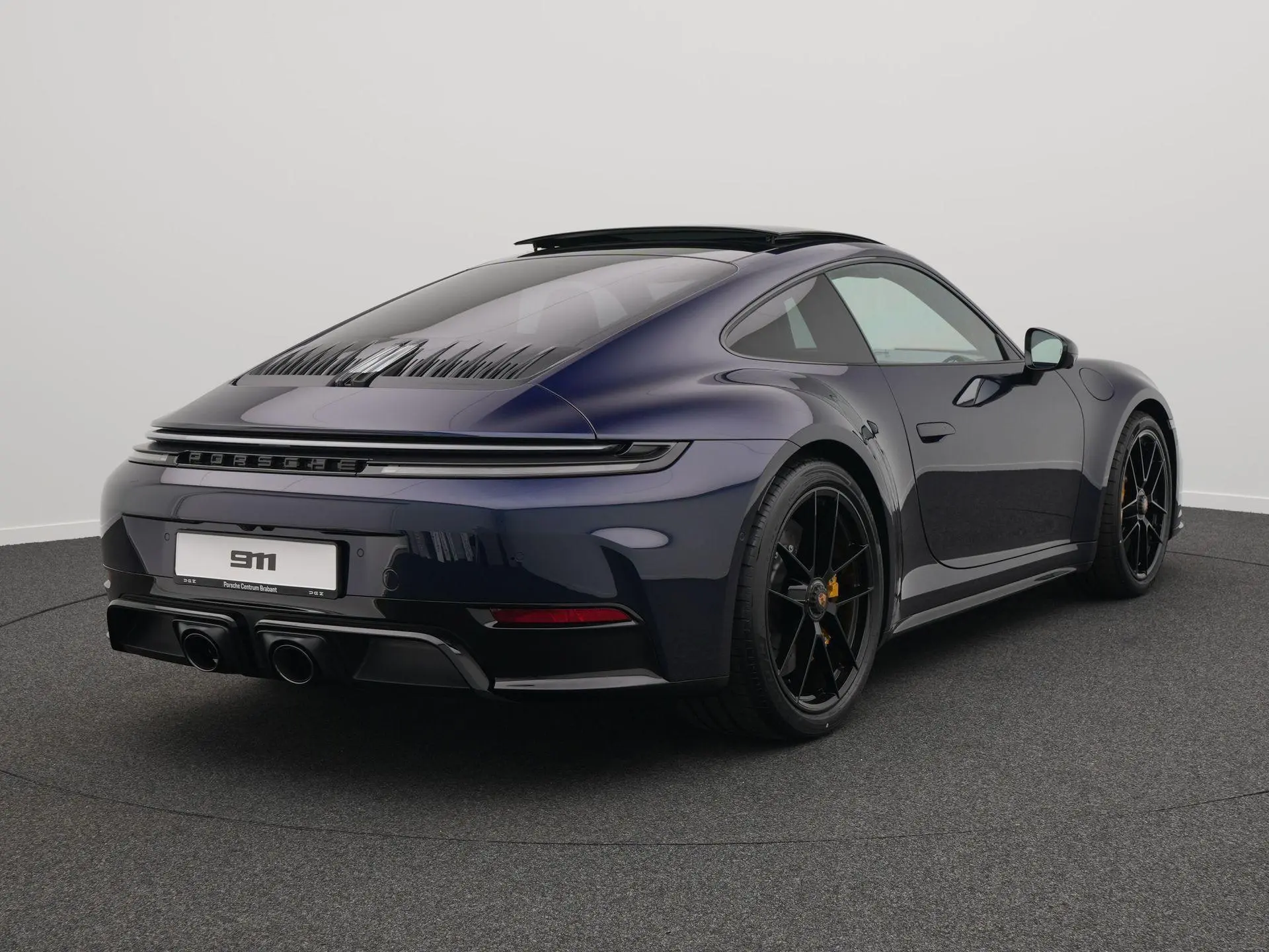 911 Carrera GTS - Paint to Sample