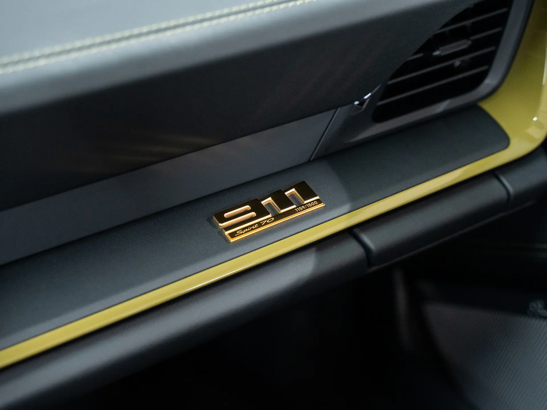 911 Spirit 70