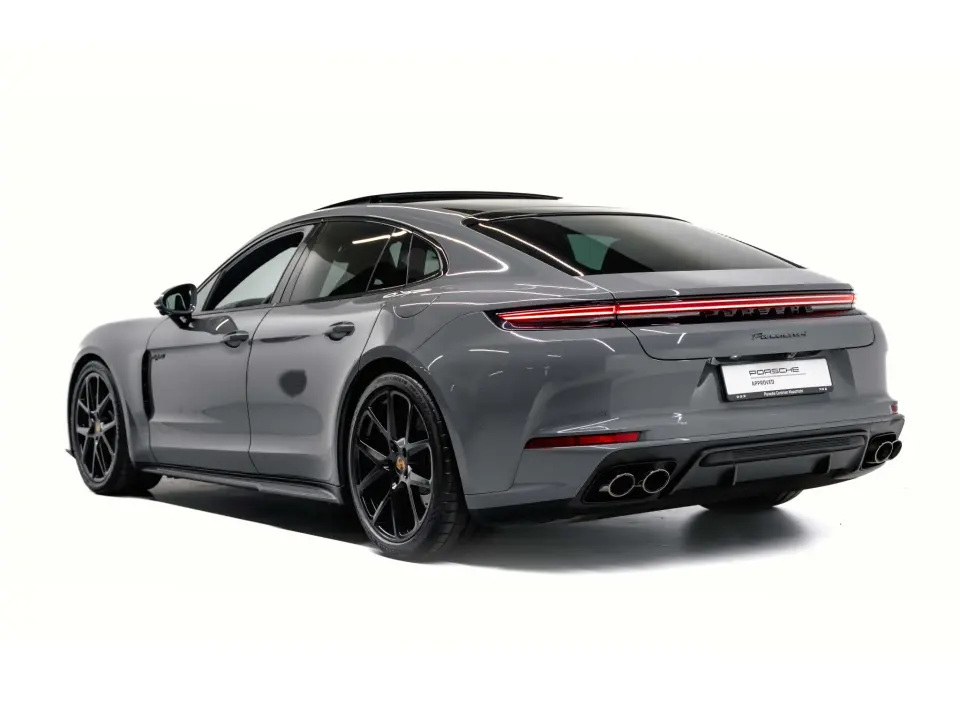 Porsche Panamera 4 E-Hybrid