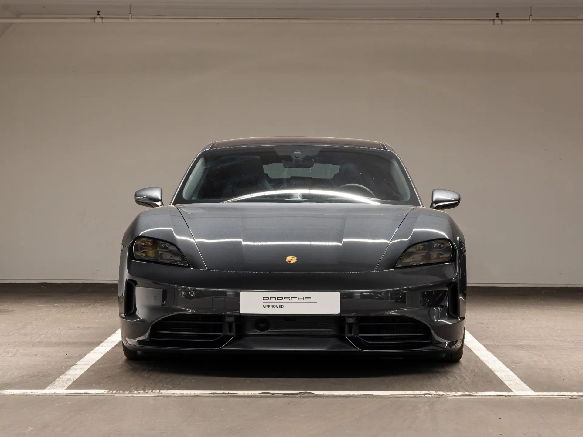 Taycan Black Edition 105 kWh