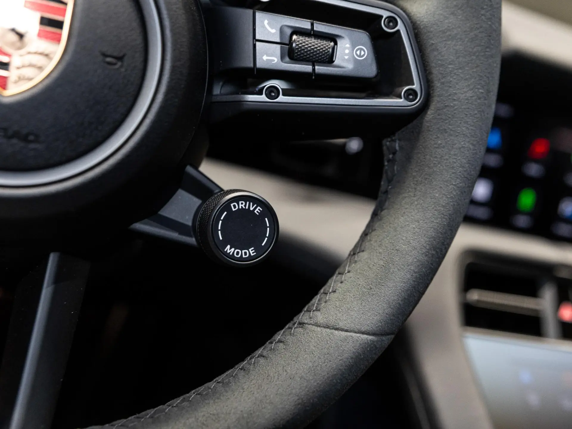 Taycan Black Edition 105 kWh