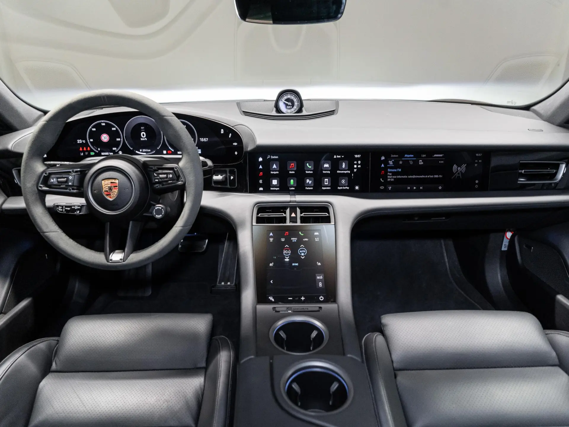 Taycan Black Edition 105 kWh