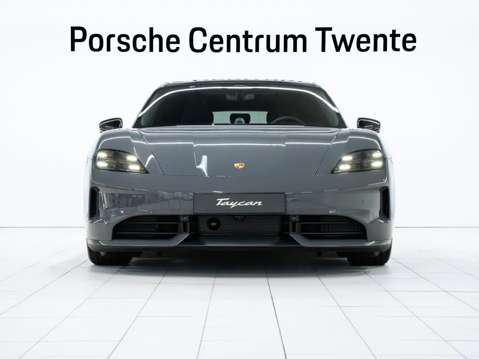 Porsche Taycan Sport Turismo Black Edition