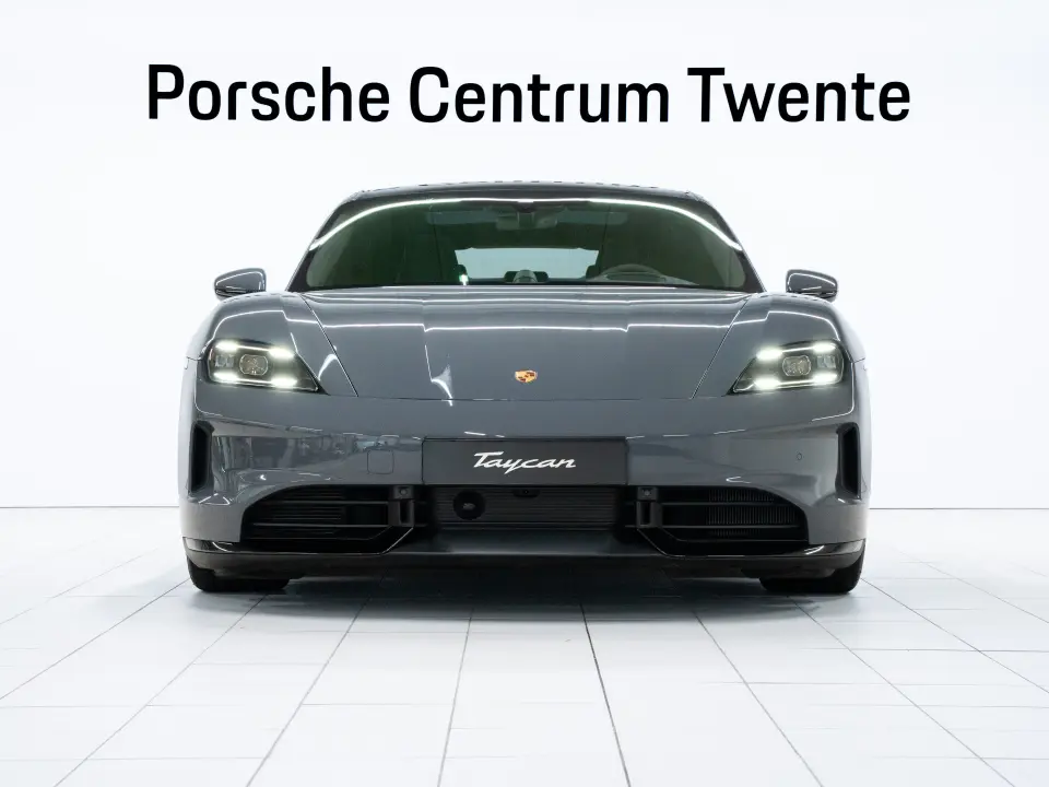 Porsche Taycan GTS