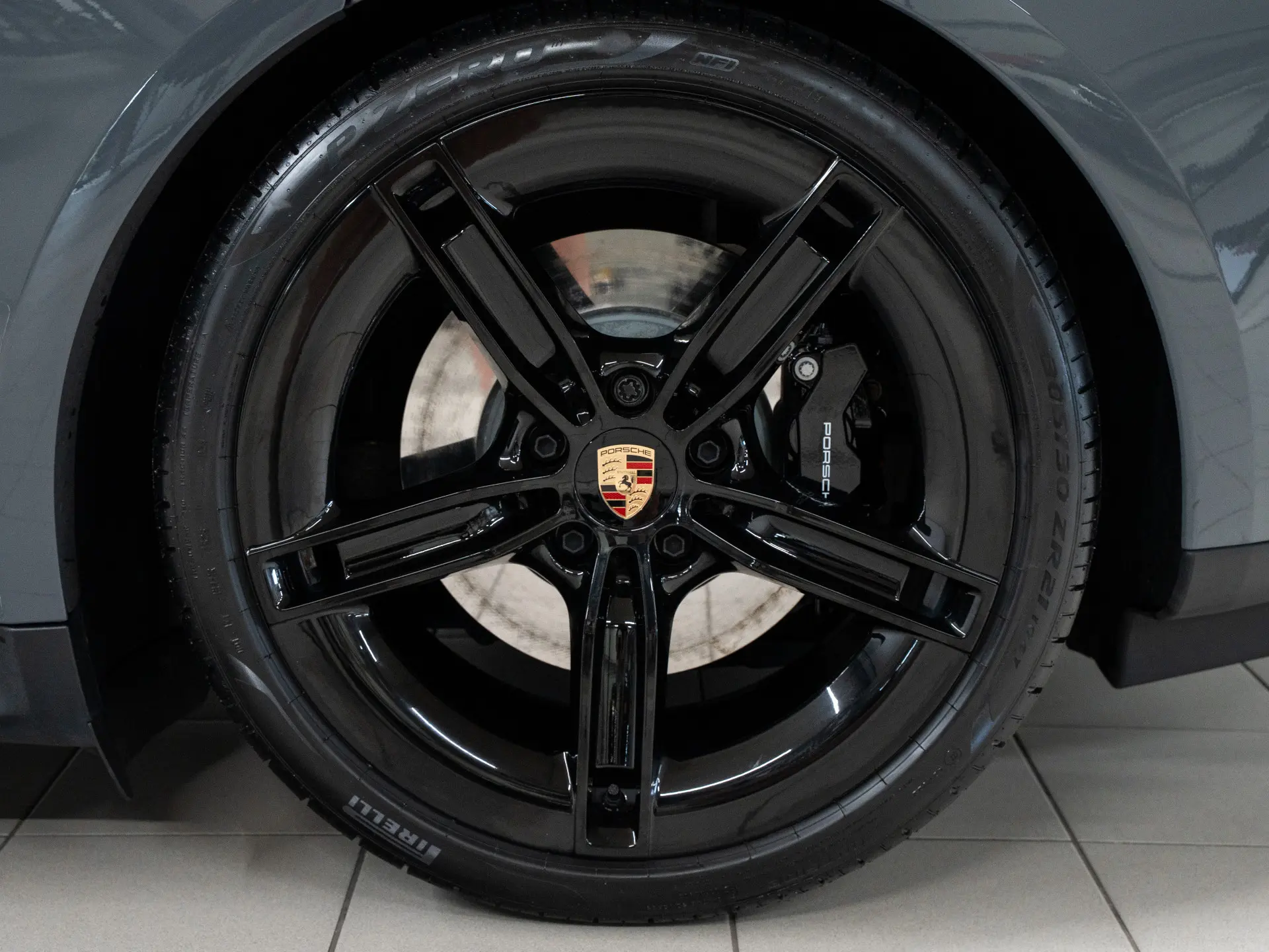 Taycan GTS