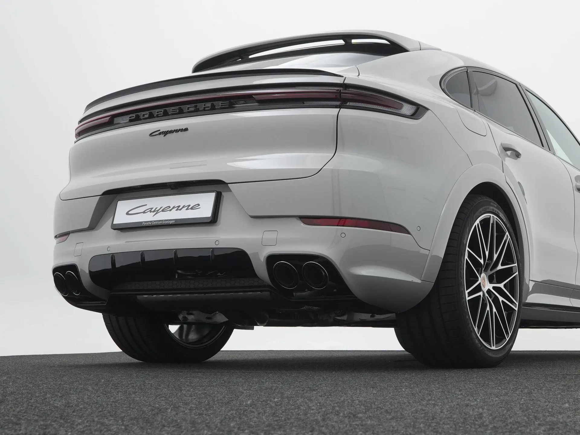 Cayenne E-Hybrid Black Edition Coupé