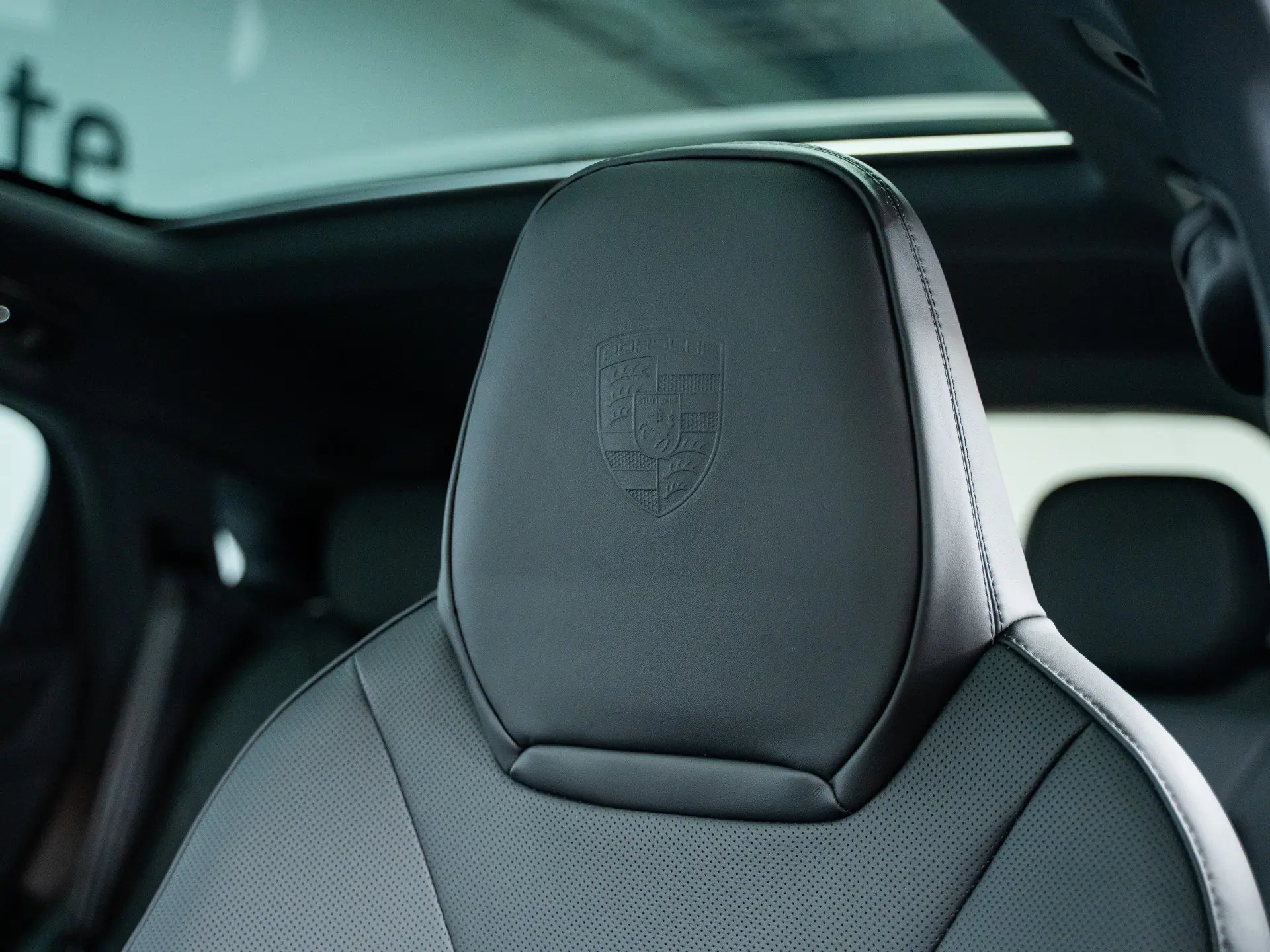 Cayenne E-Hybrid Black Edition Coupé