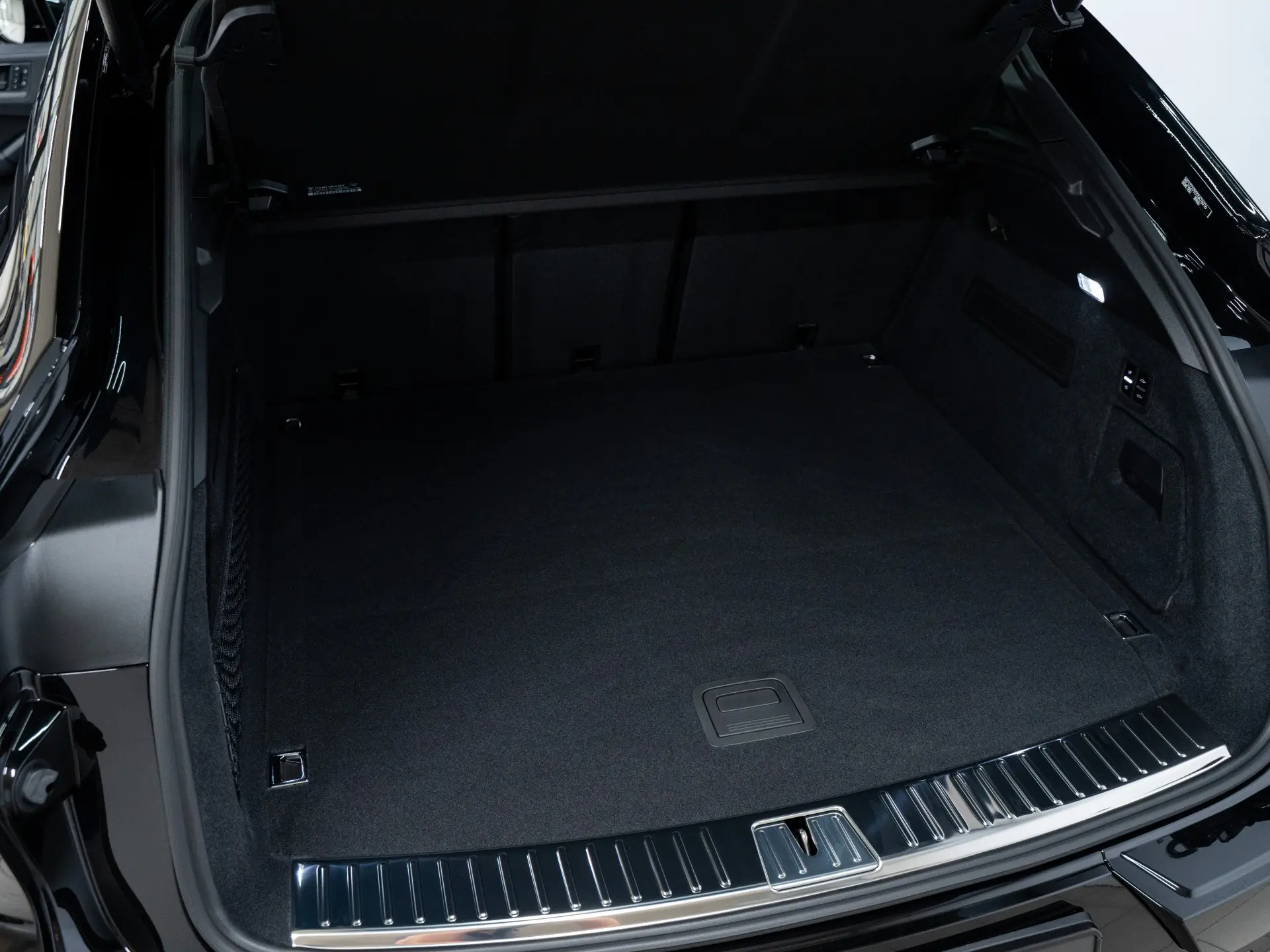 Cayenne E-Hybrid Black Edition Coupé