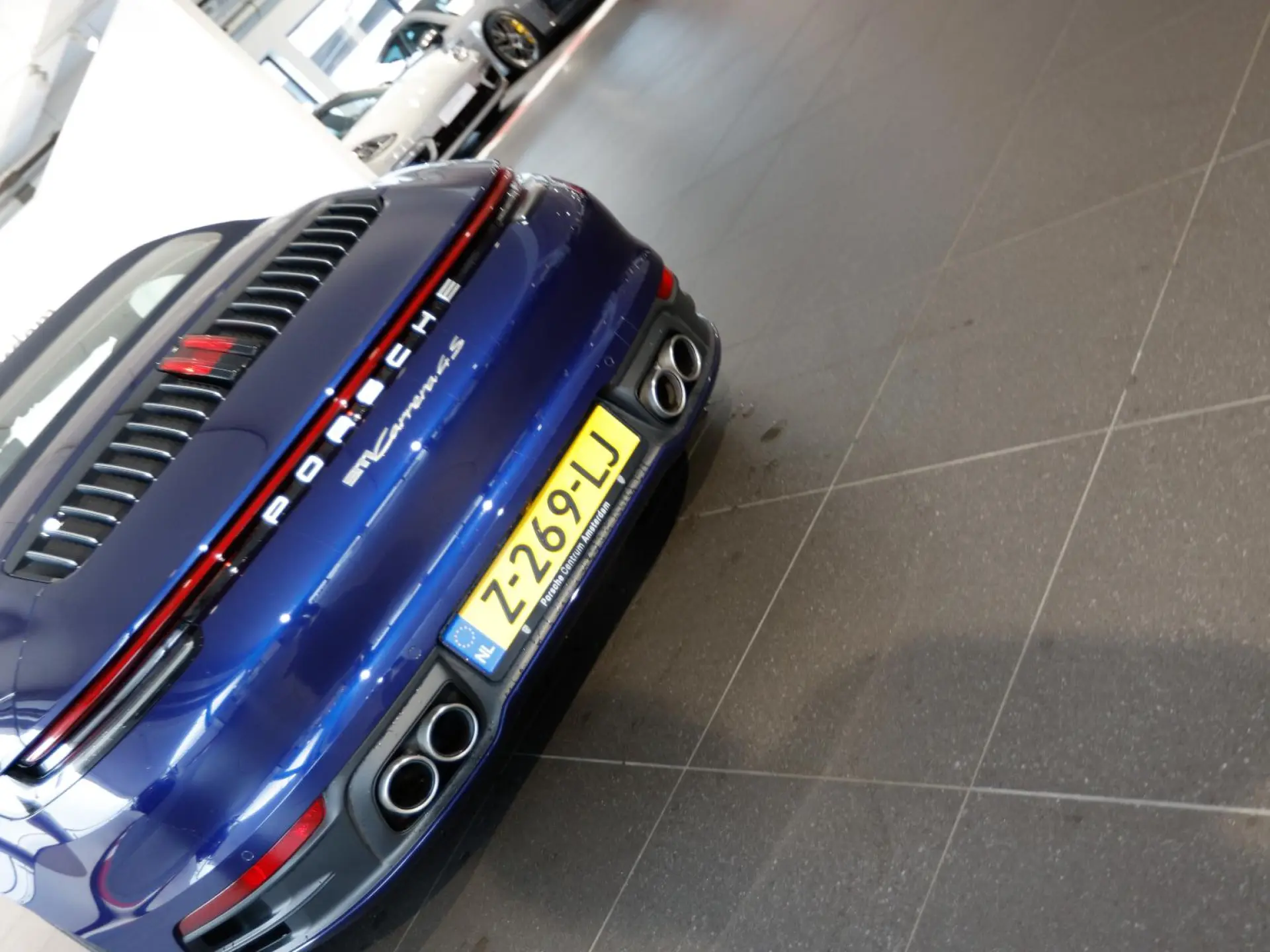 911 Carrera 4S Cabrio