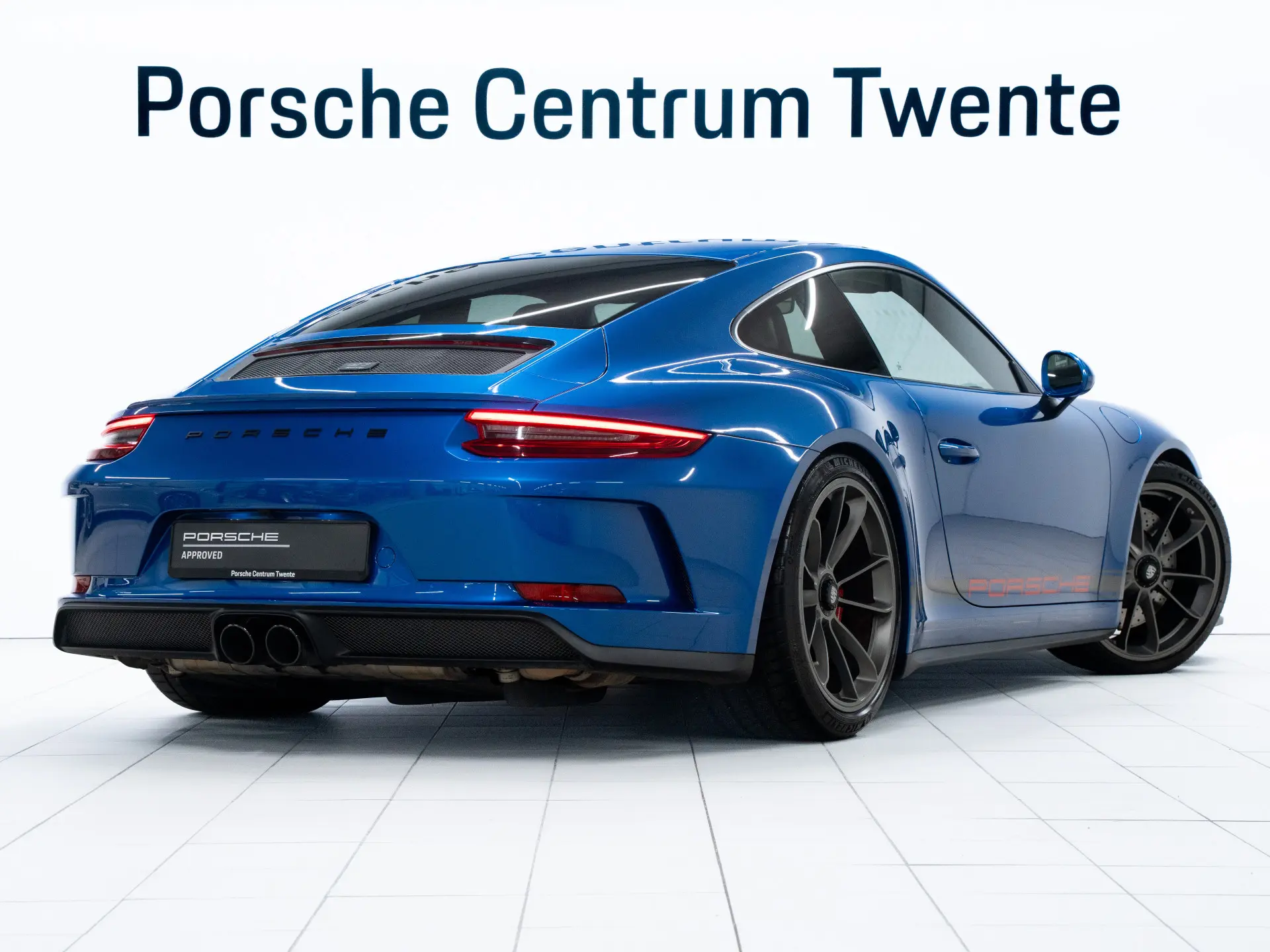 911 GT3 Touring